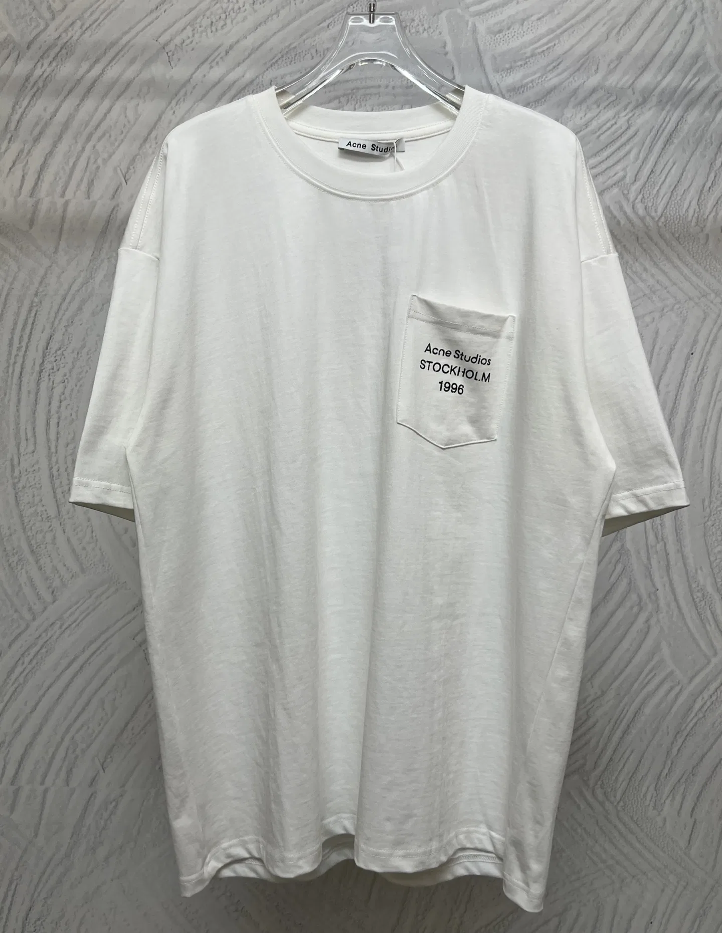 ACNE 27FW OGLIRMF 014 반팔티셔츠