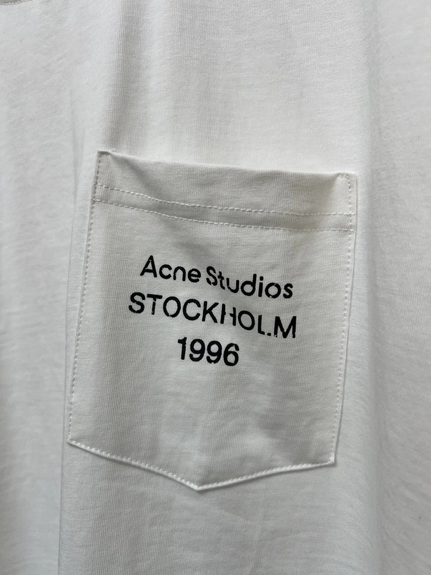 ACNE 27FW OGLIRMF 014 반팔티셔츠 4