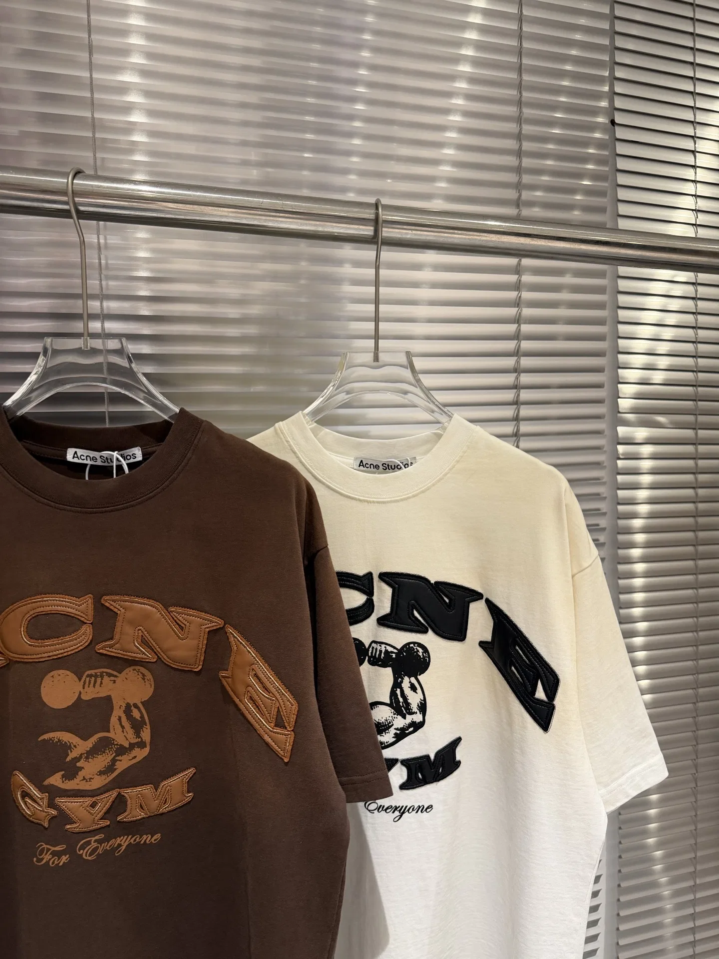 ACNE 27FW OGLIRMF 015 반팔티셔츠 6
