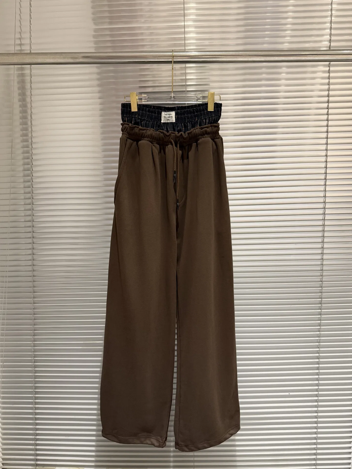 ACNE 27FW OGLIRMF 016 스웻팬츠