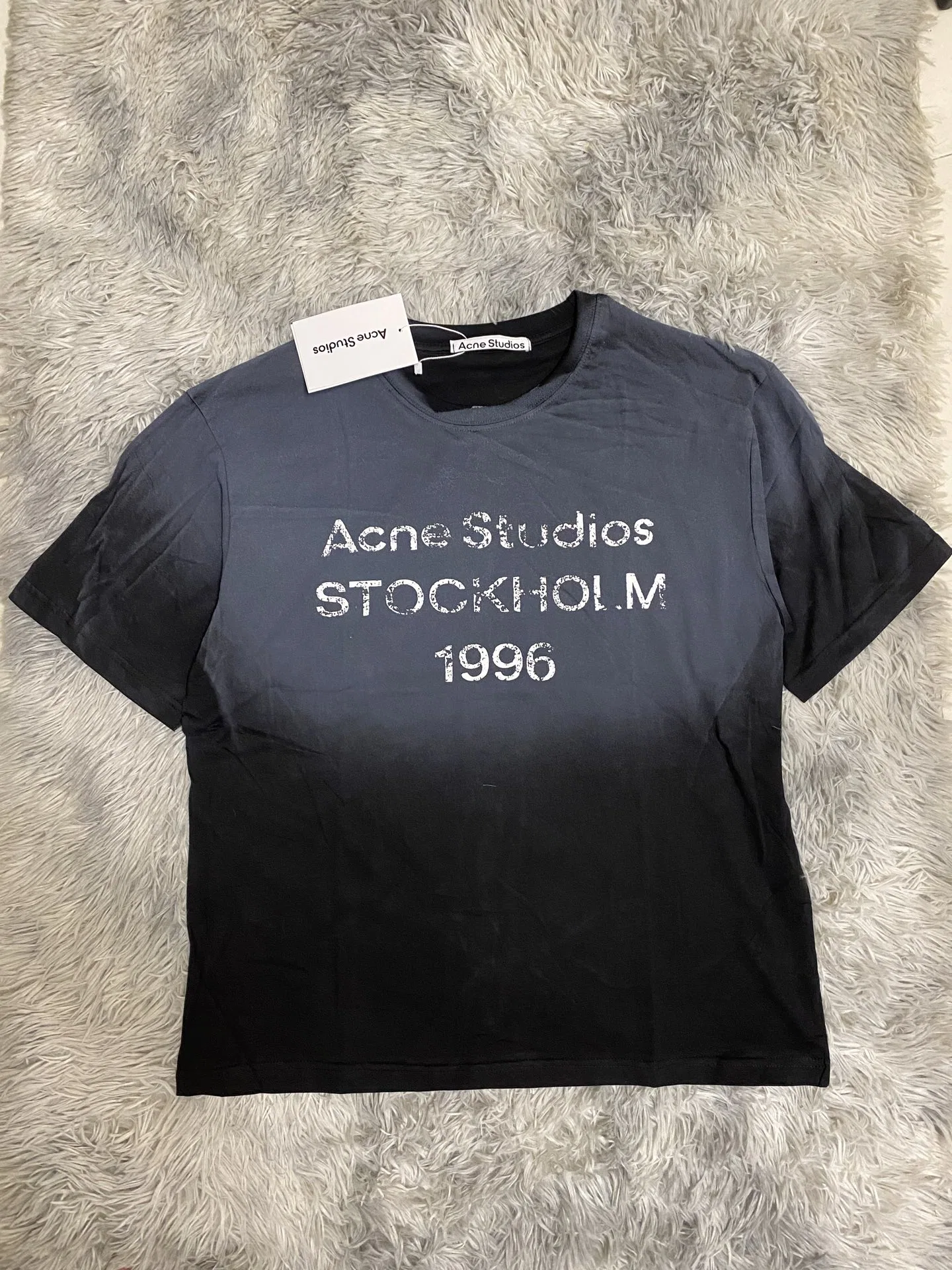 ACNE 27FW OGLIRMF 017 반팔티셔츠