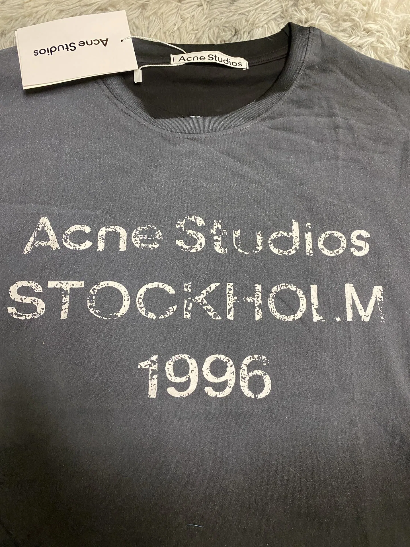 ACNE 27FW OGLIRMF 017 반팔티셔츠 3