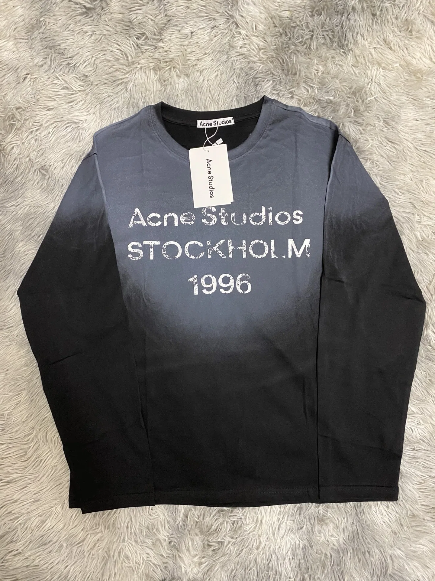 ACNE 27FW OGLIRMF 018 롱슬리브