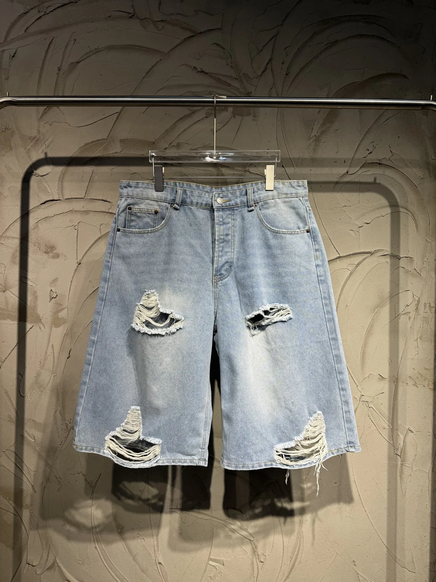 ACNE 27FW RVYVYXA 001 데님숏츠