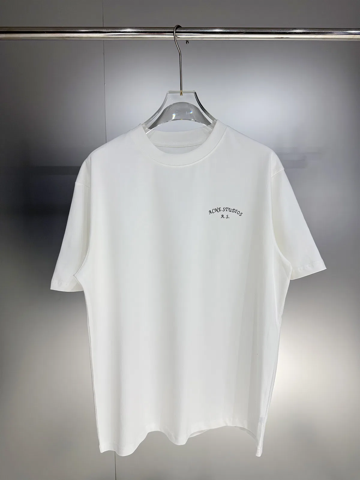 ACNE 27FW VRUKKZV 010 반팔티셔츠 5