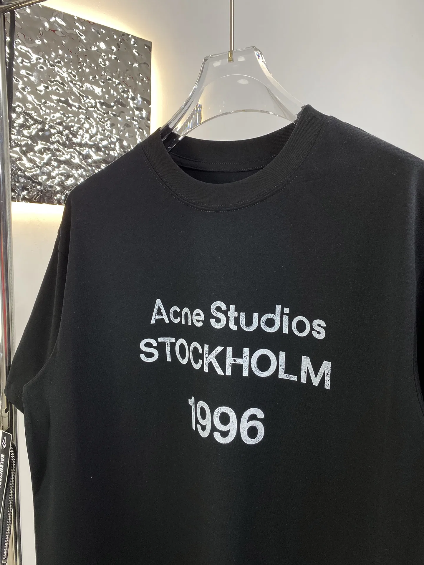 ACNE 27FW VRUKKZV 011 반팔티셔츠 4