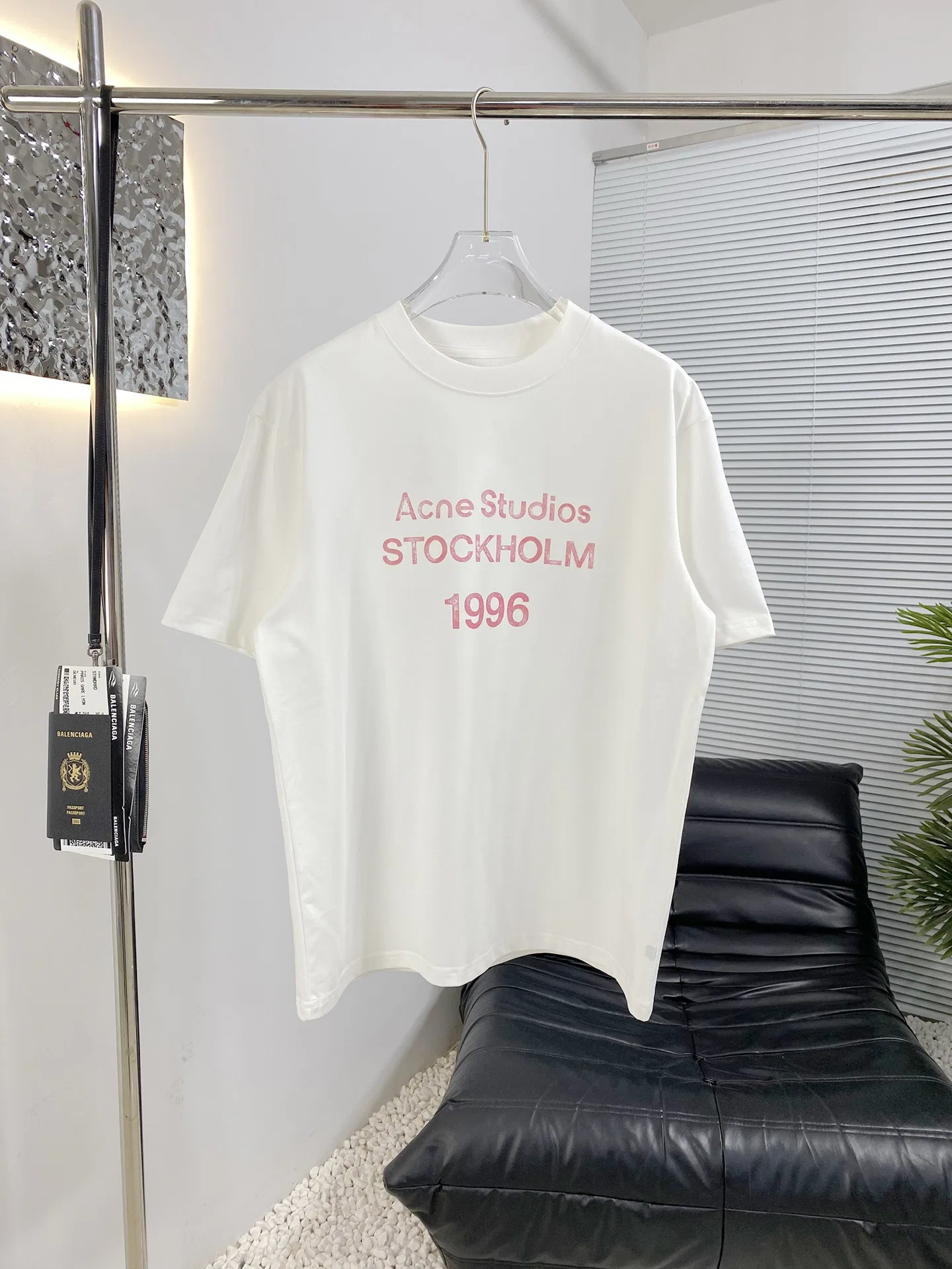 ACNE 27FW VRUKKZV 011 반팔티셔츠 6