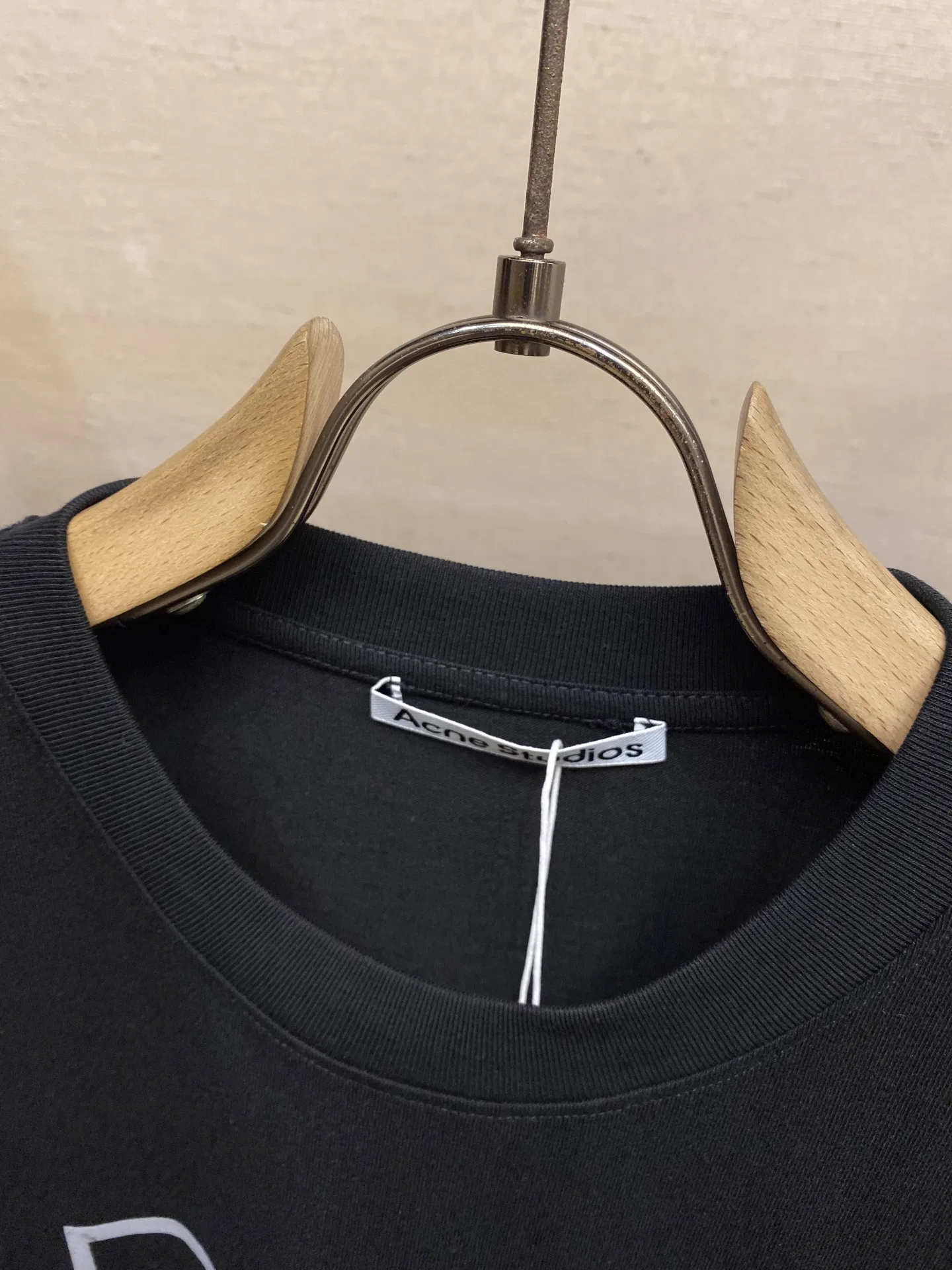 ACNE 27FW YHLNMXZ 001 반팔티셔츠 3