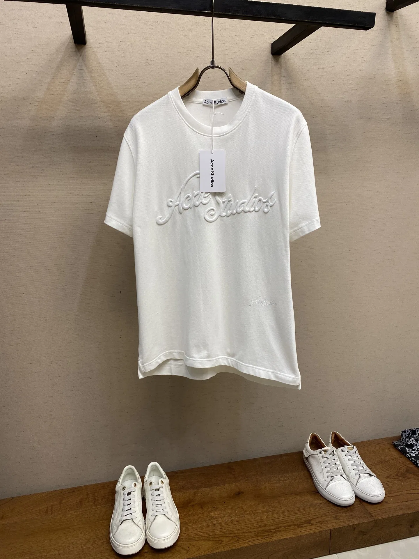 ACNE 27FW YHLNMXZ 008 반팔티셔츠