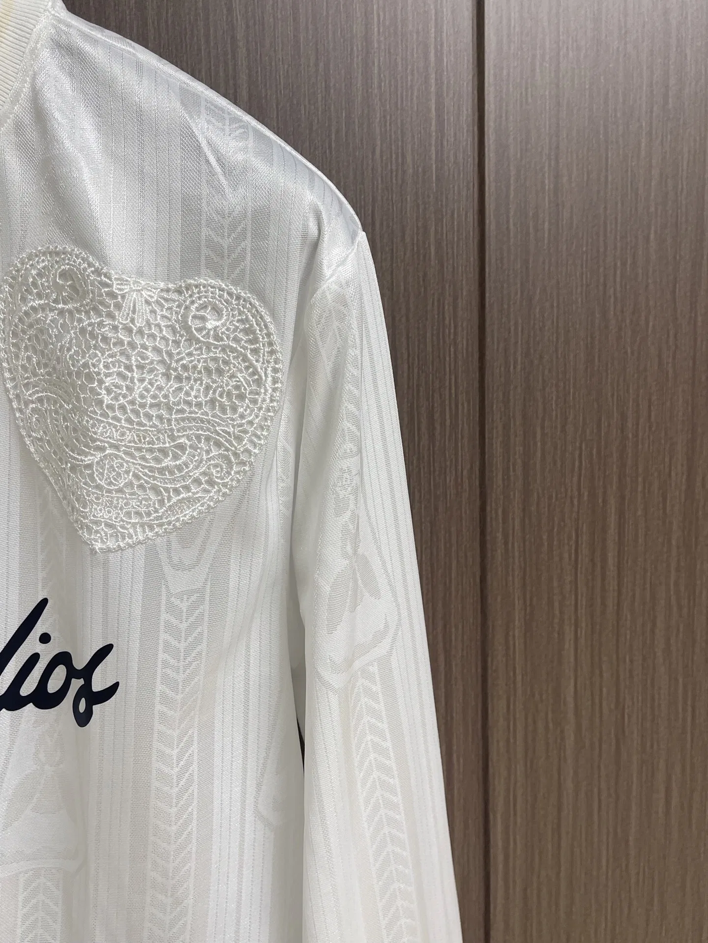 ACNE 27FW YHLNMXZ 015 롱슬리브 4