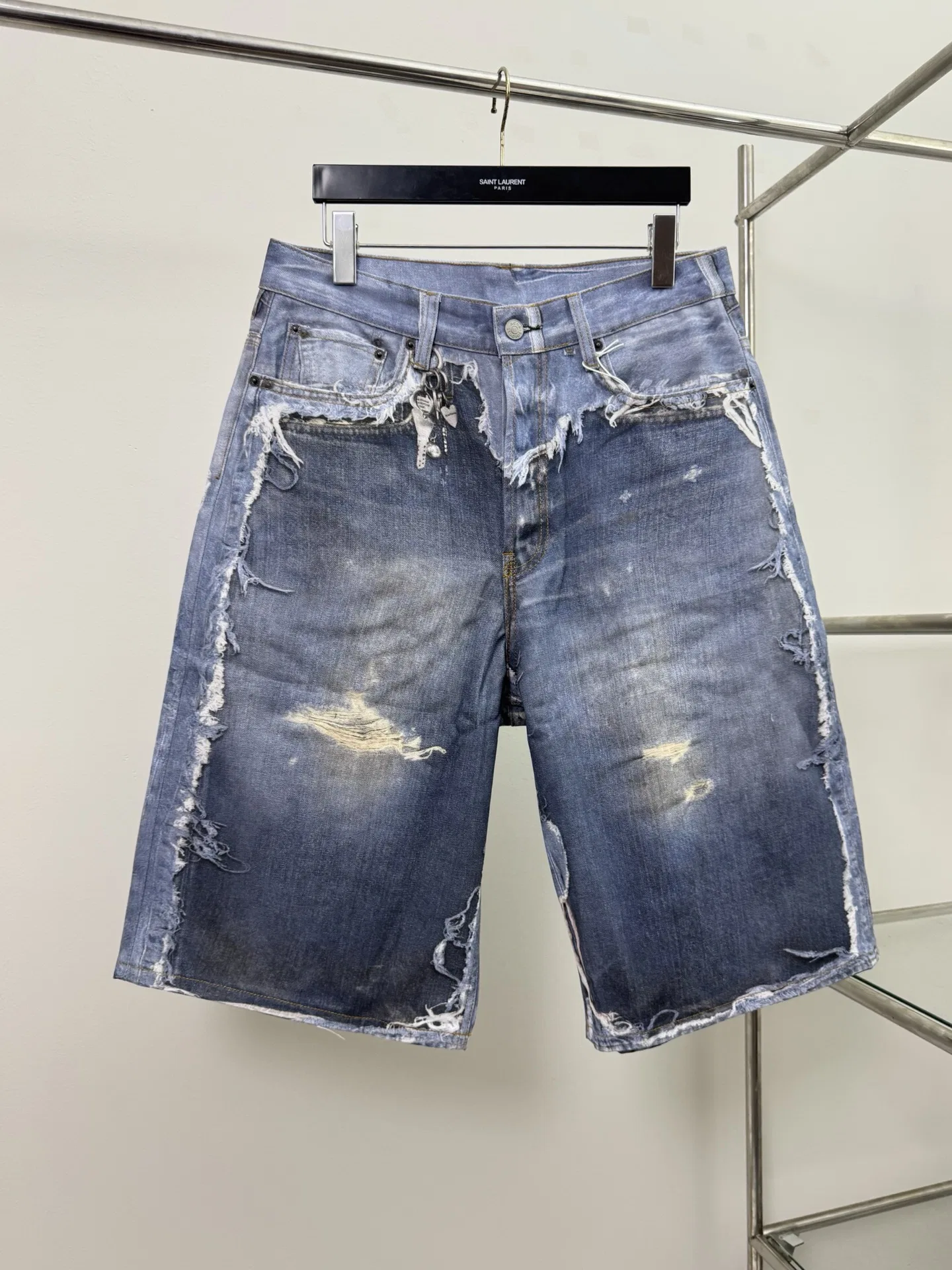 ACNE 27FW ZJFCTMT 008 데님숏츠
