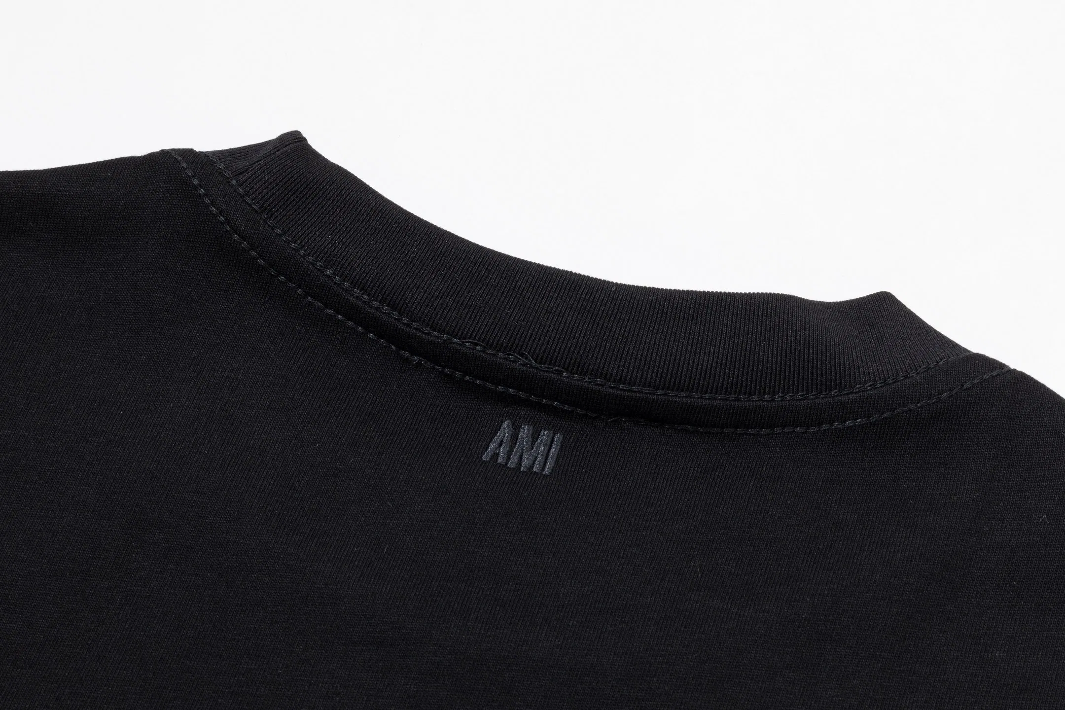 AMI 27FW IRQTADJ 001 반팔티셔츠 5