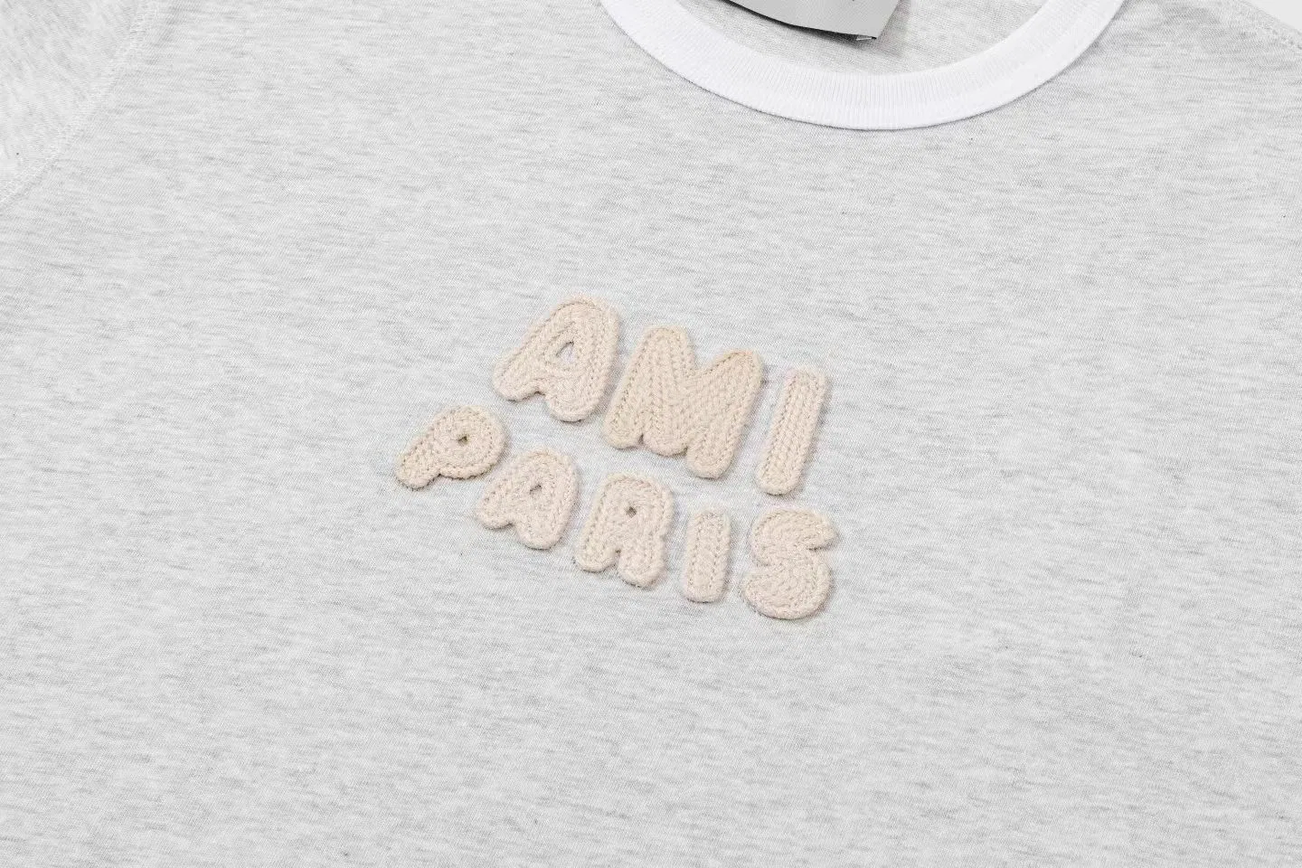 AMI 27FW IRQTADJ 006 반팔티셔츠 3