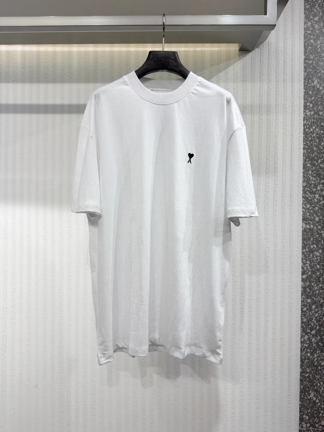 AMI 27FW KOGJGUD 001 반팔티셔츠