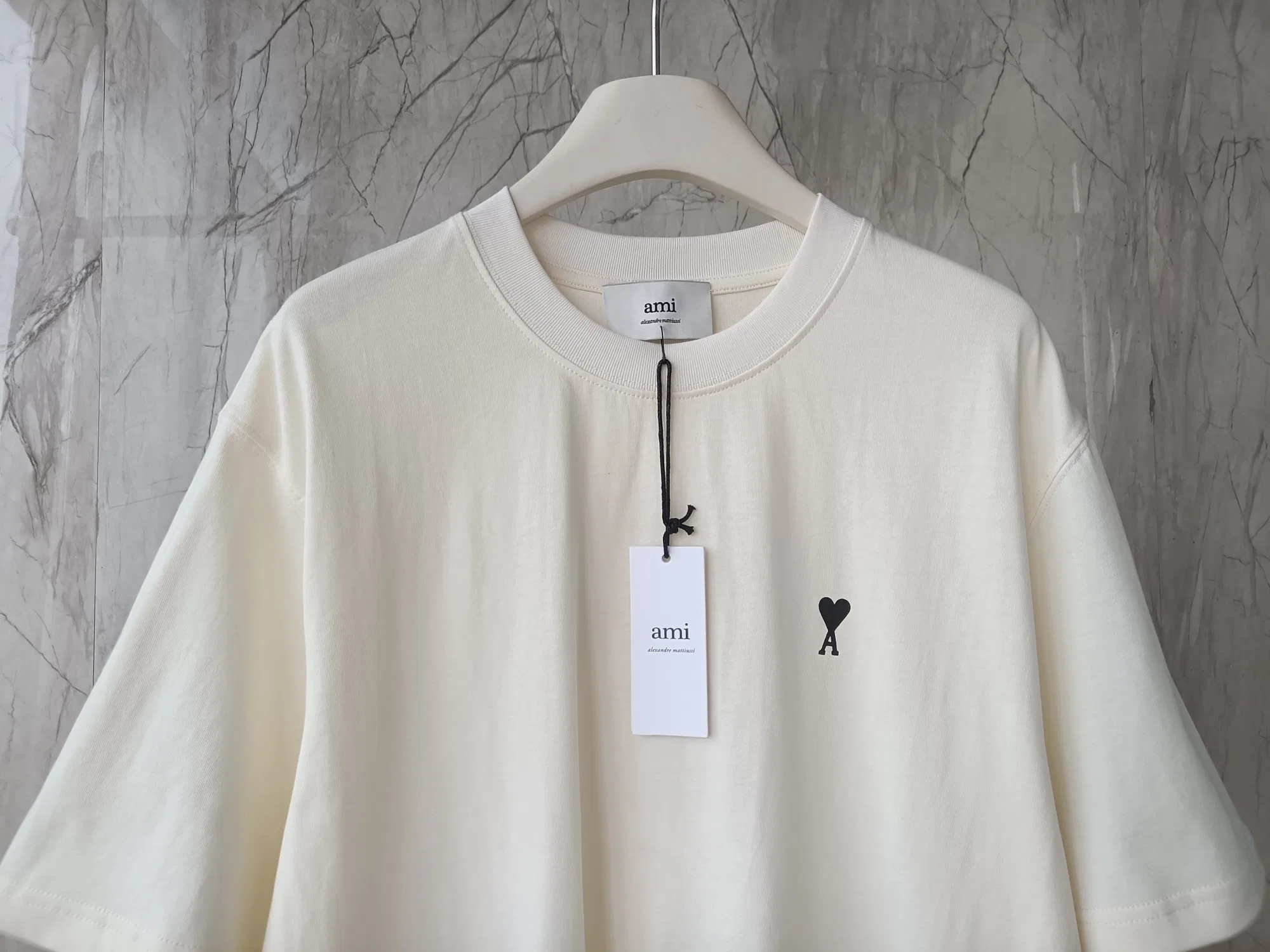 AMI 27FW NYCDRJK 001 반팔티셔츠 4