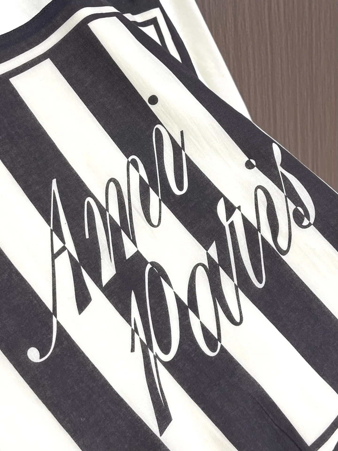 AMI 27FW YVJJGOR 002 반팔티셔츠 4