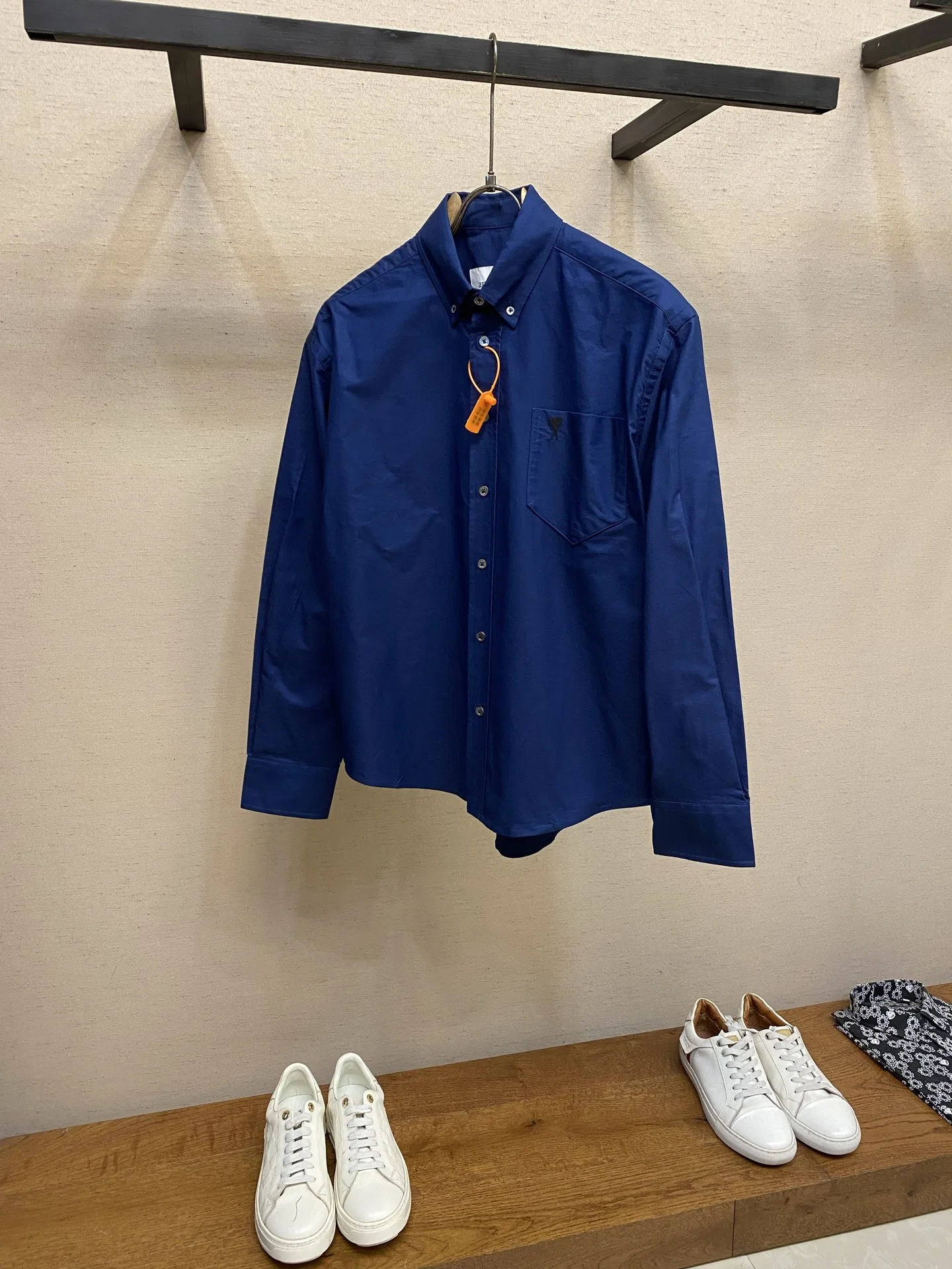 AMI 27FW YVJJGOR 007 셔츠