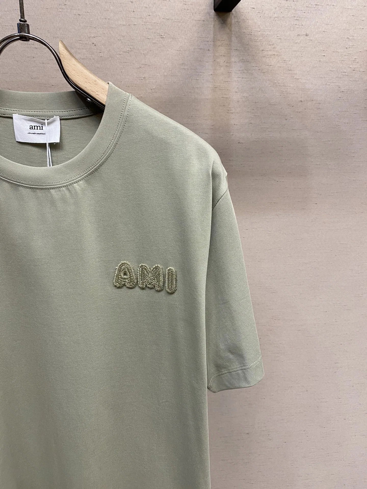 AMI 27FW YVJJGOR 008 반팔티셔츠 3