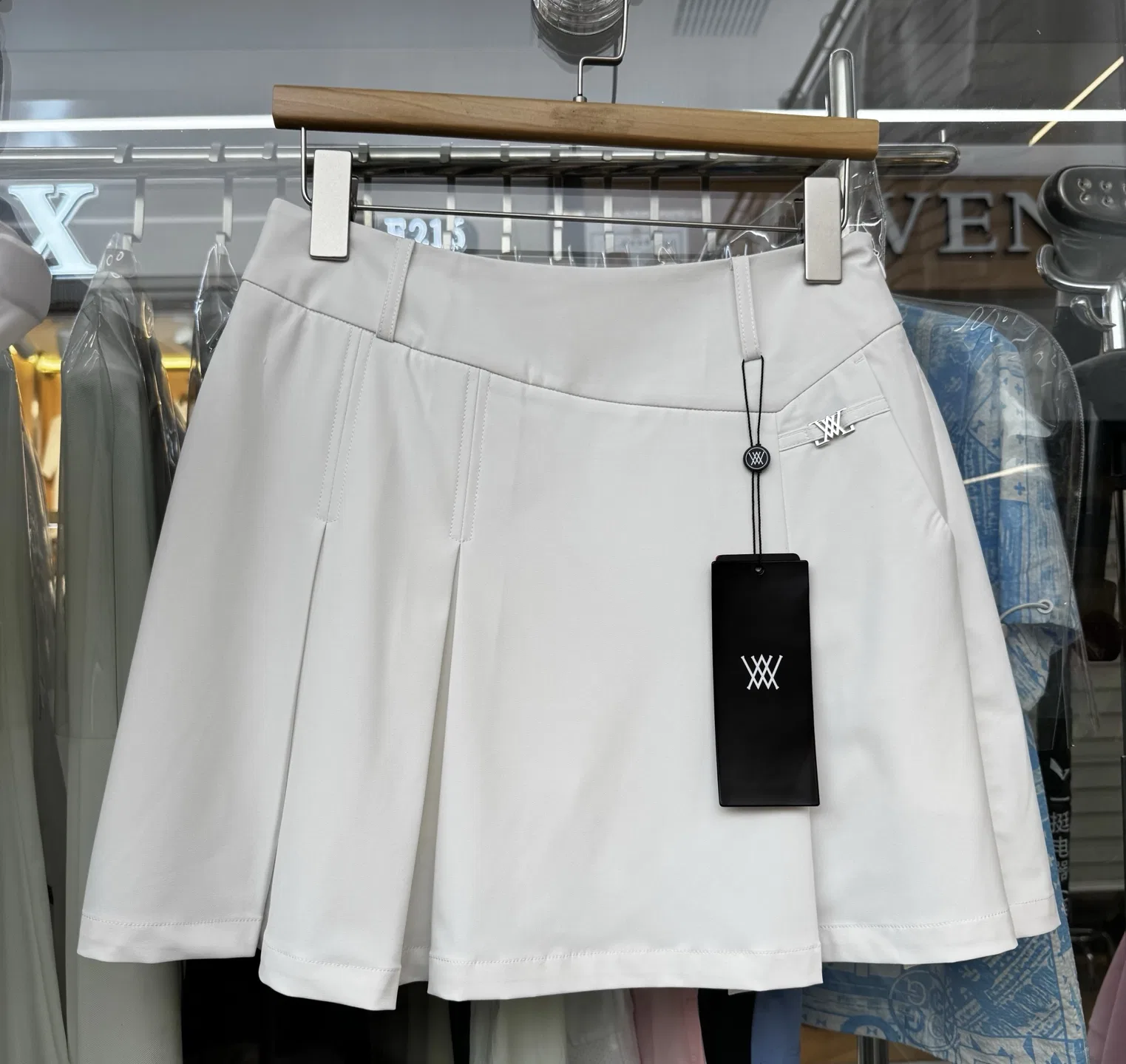 ANEW 27FW AXANVUC 001 골프스커트