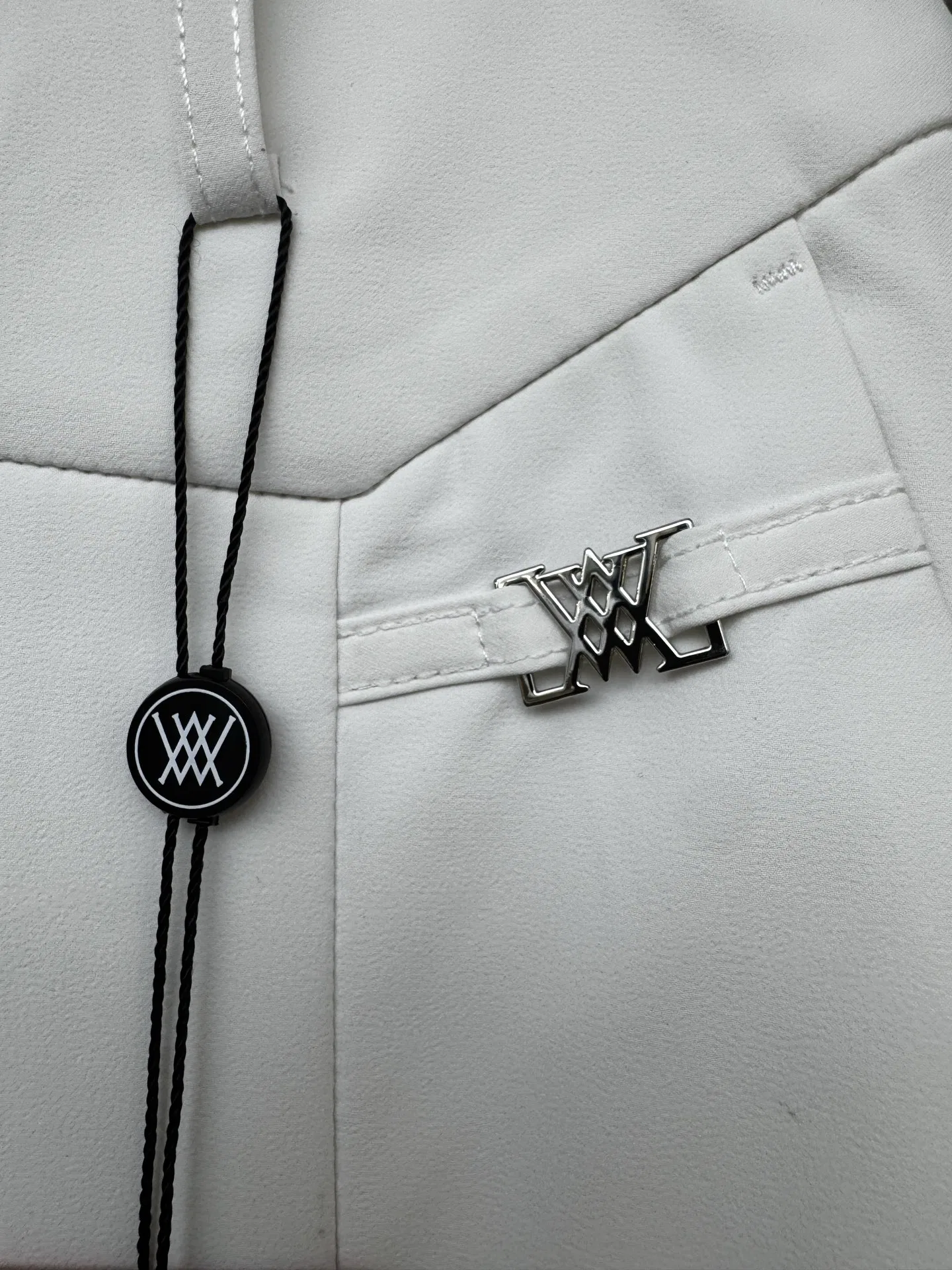 ANEW 27FW AXANVUC 001 골프스커트 3