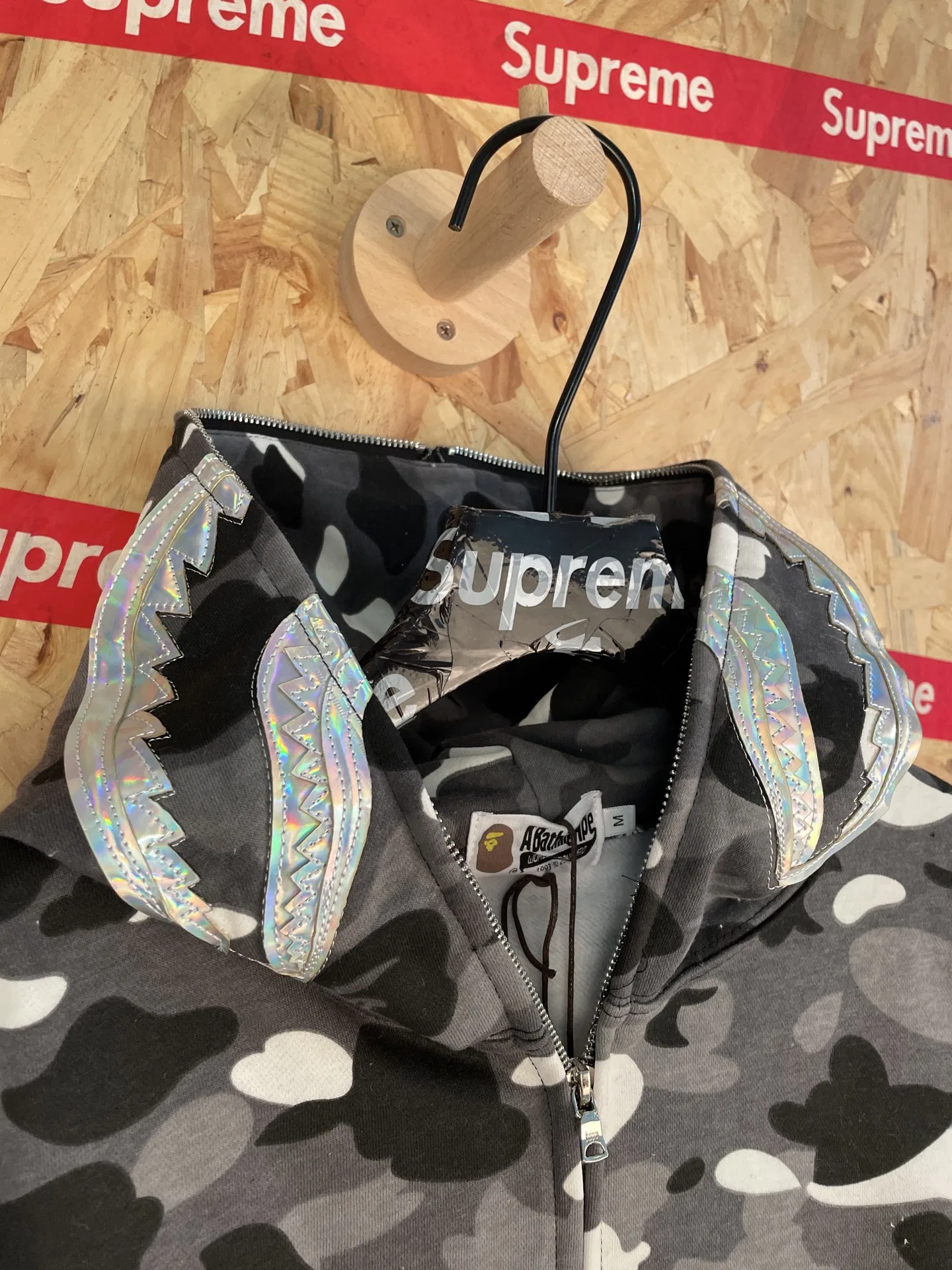 BAPE 27FW EYZUTRQ 001 집업후드 3