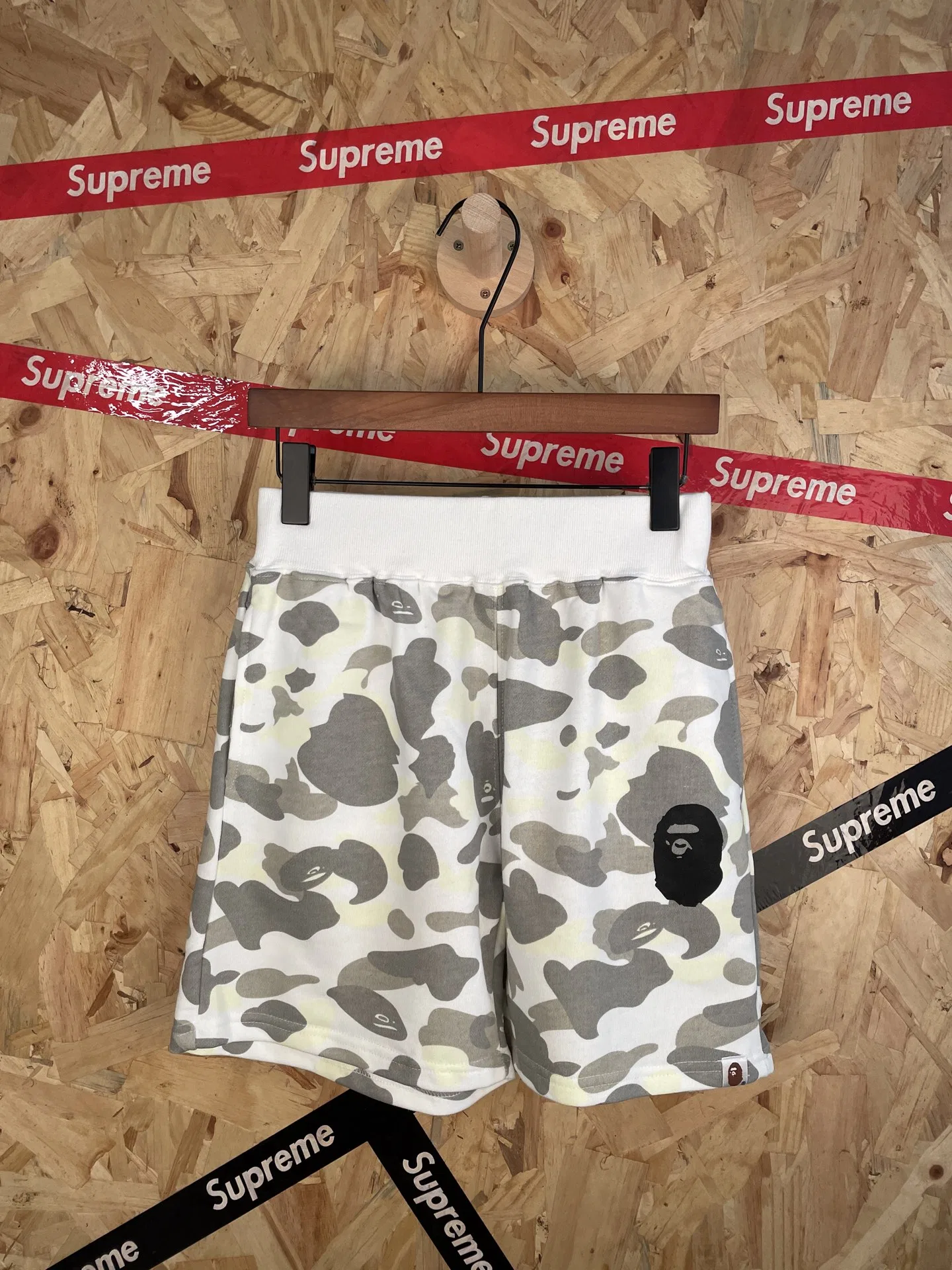 BAPE 27FW PGEXRVF 001 숏츠