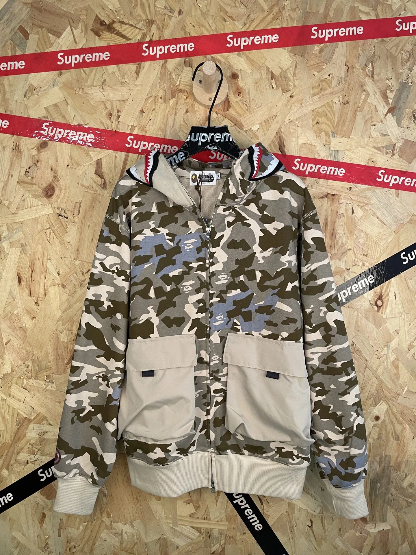 BAPE 27FW PGEXRVF 012 집업후드