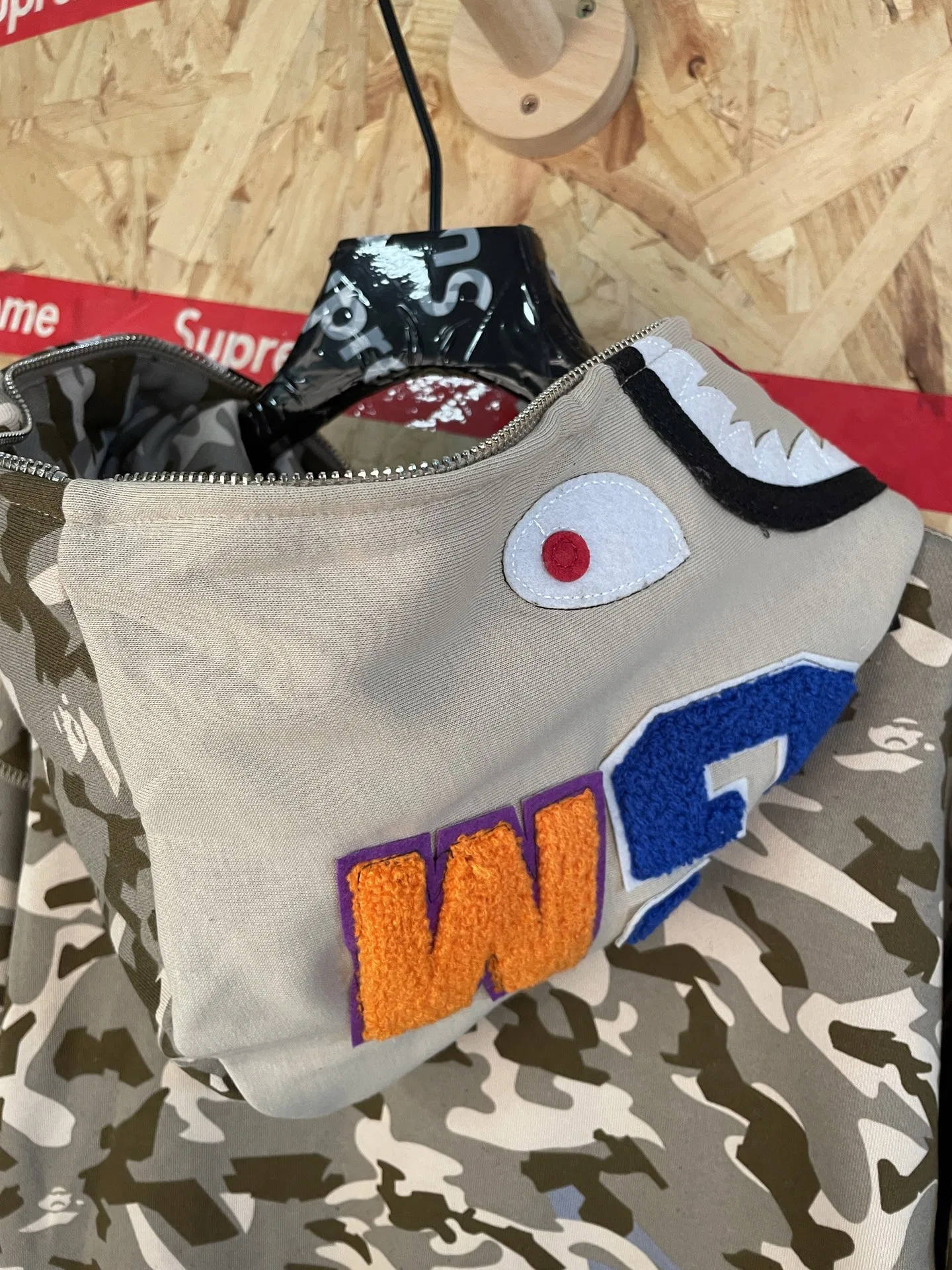 BAPE 27FW PGEXRVF 012 집업후드 4