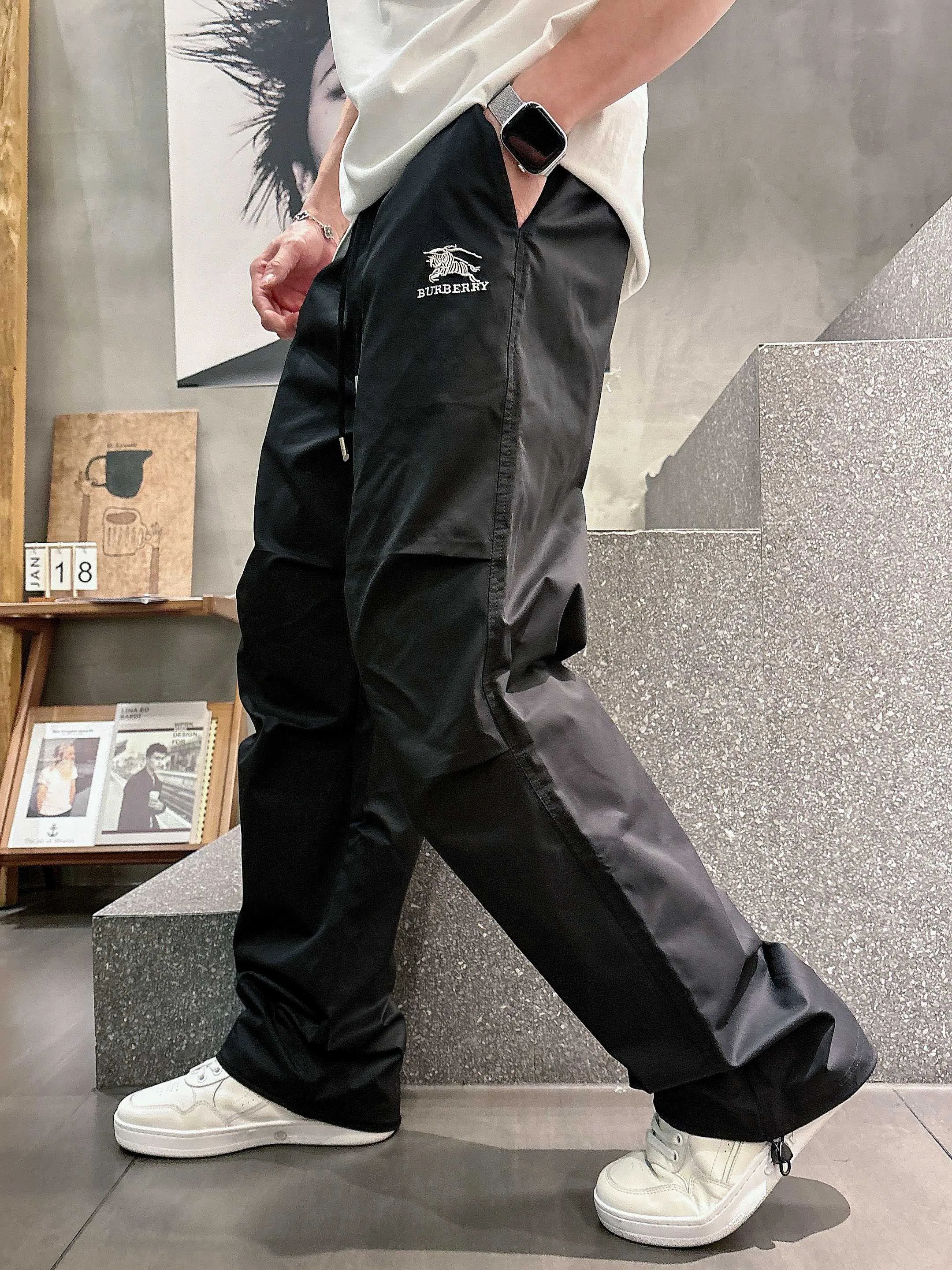 BBR 27FW FAJFYUF 016 스웻팬츠