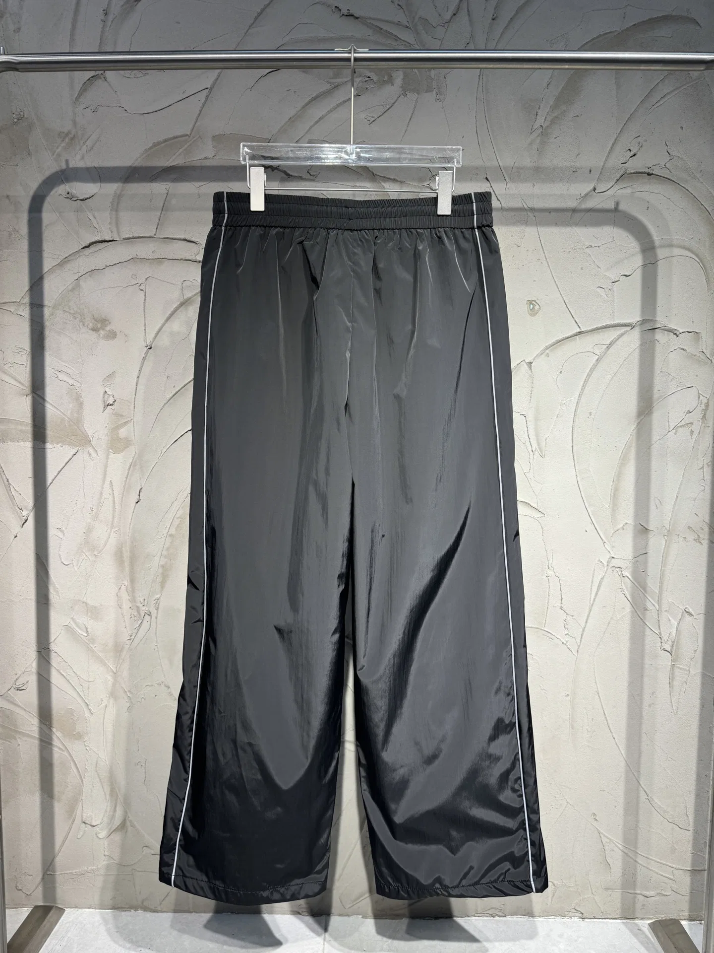 BC 27FW GCFDNDG 002 트랙팬츠 6