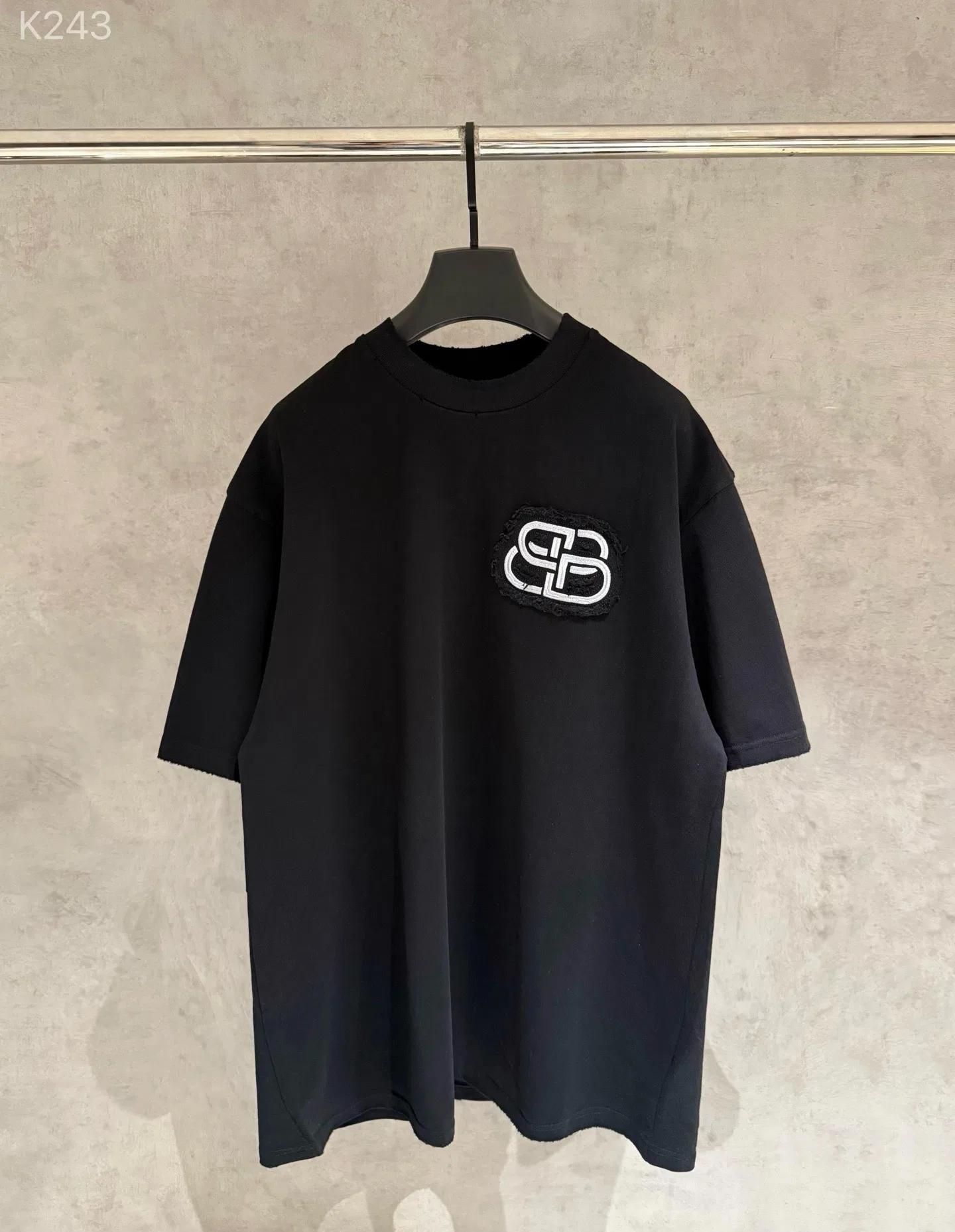 BC 27FW QIKMWCX 004 반팔티셔츠