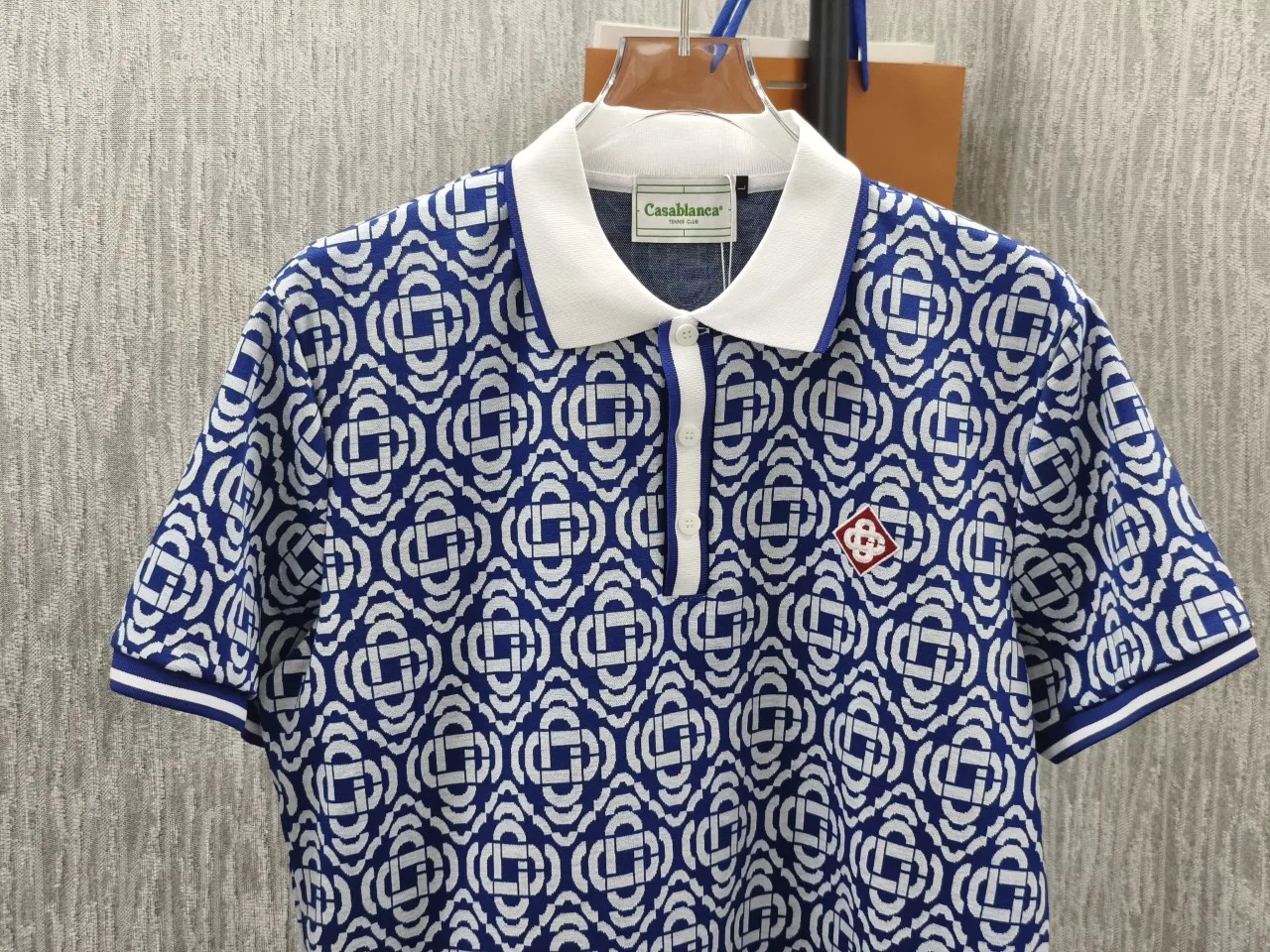 CASABLANCA 27FW WOSXHKM 001 폴로반팔티셔츠 4