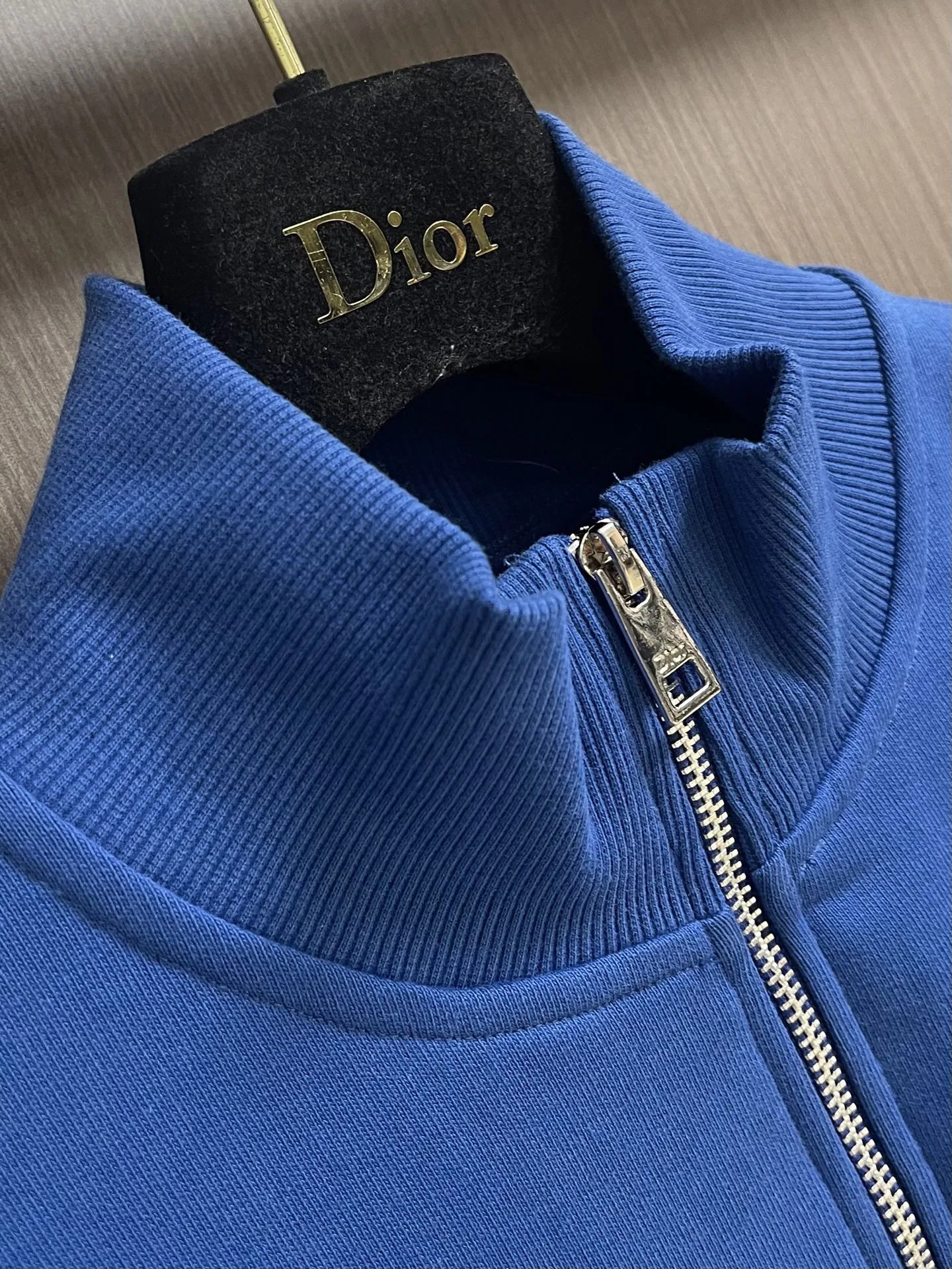 DIO 27FW AIVCBWZ 004 집업맨투맨 3