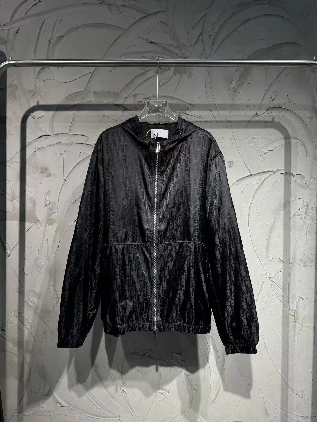 DIO 27FW EVVIHGY 005 윈드브레이커