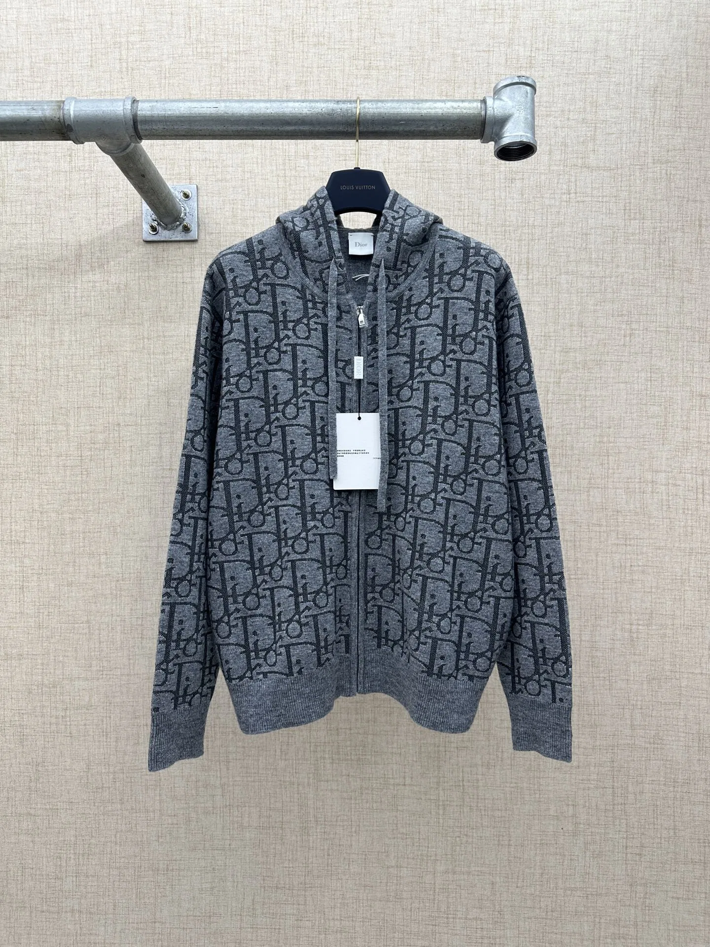DIO 27FW IRHLXIN 015 집업후드