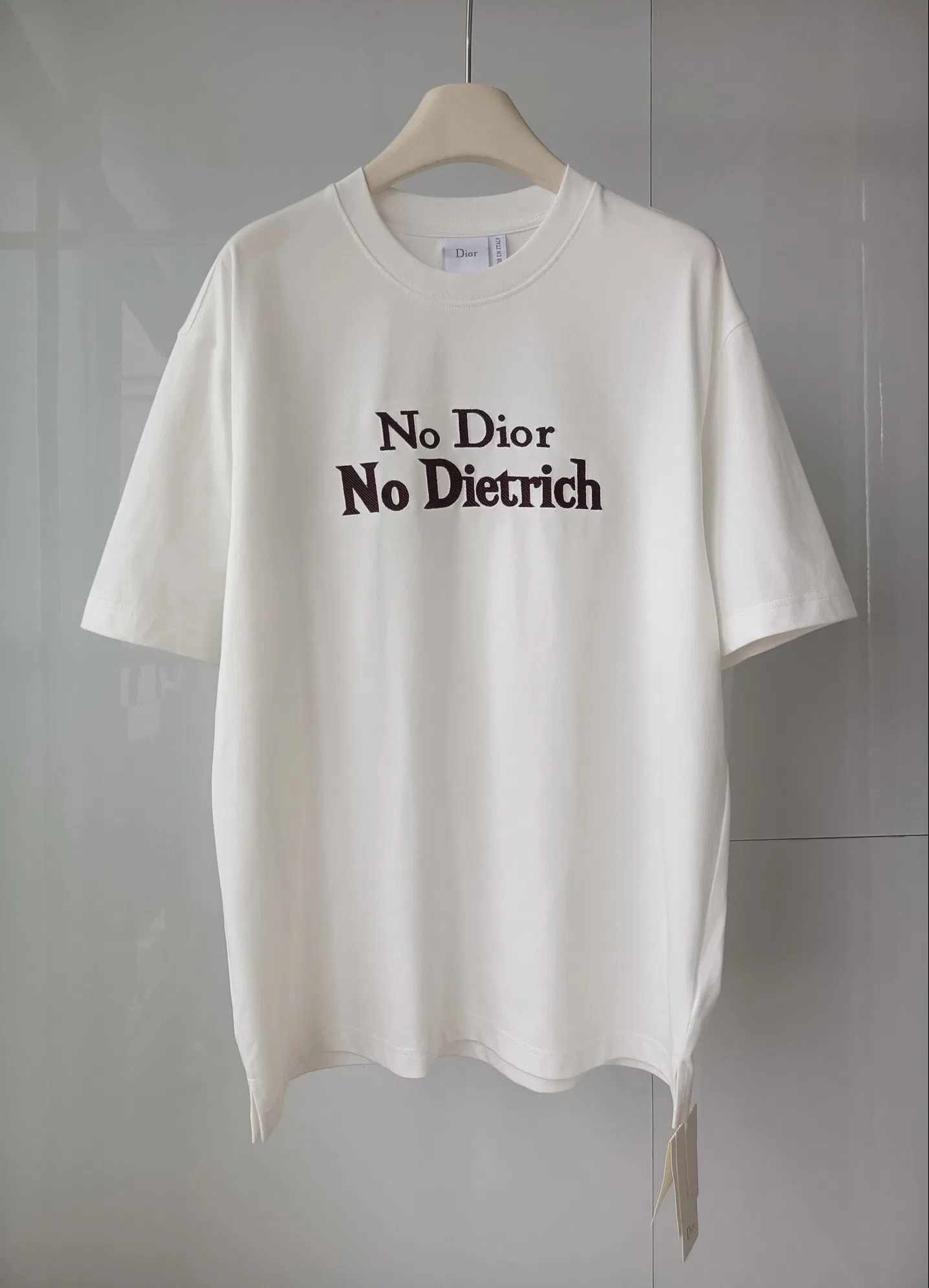 DIO 27FW NPFEAED 003 반팔티셔츠