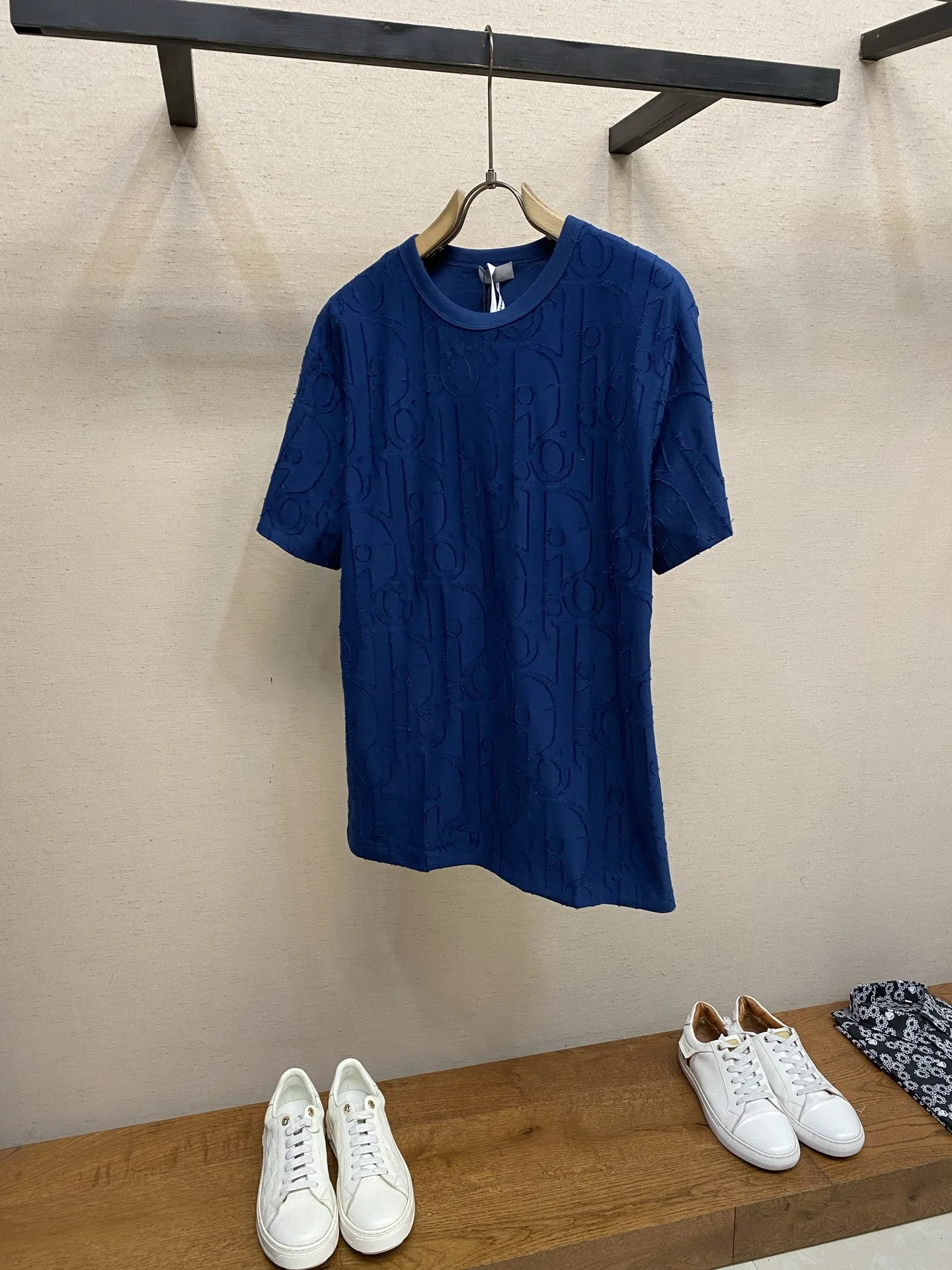 DIO 27FW OUNYZGO 028 반팔티셔츠