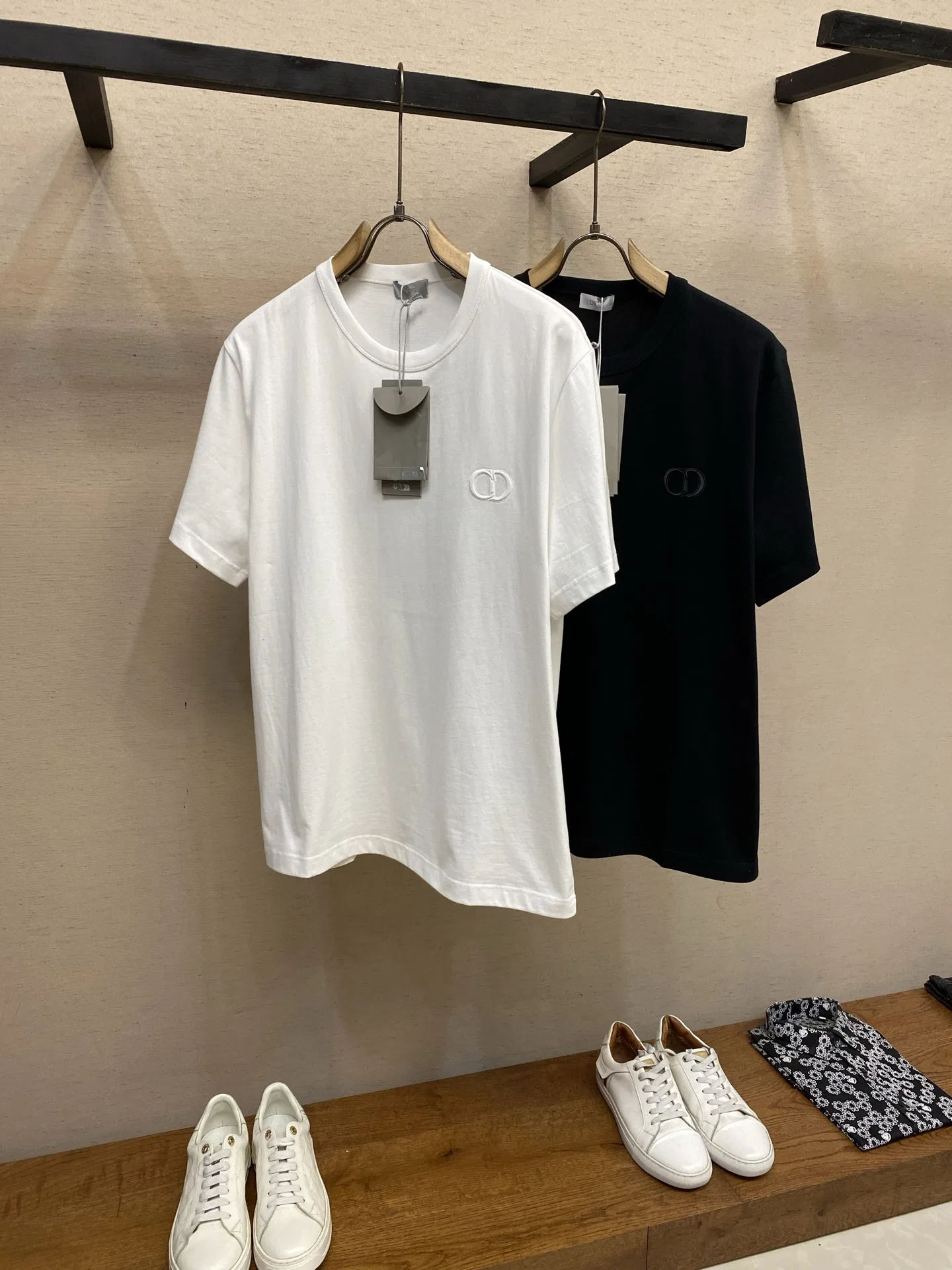 DIO 27FW OUNYZGO 073 반팔티셔츠 3