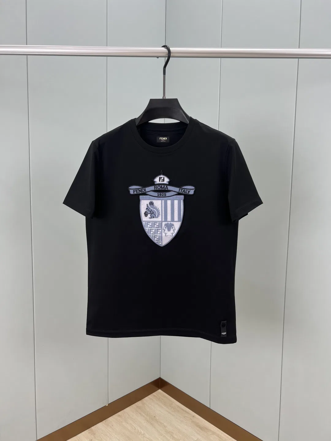 FEN 27FW CAFYNRN 008 반팔티셔츠 5
