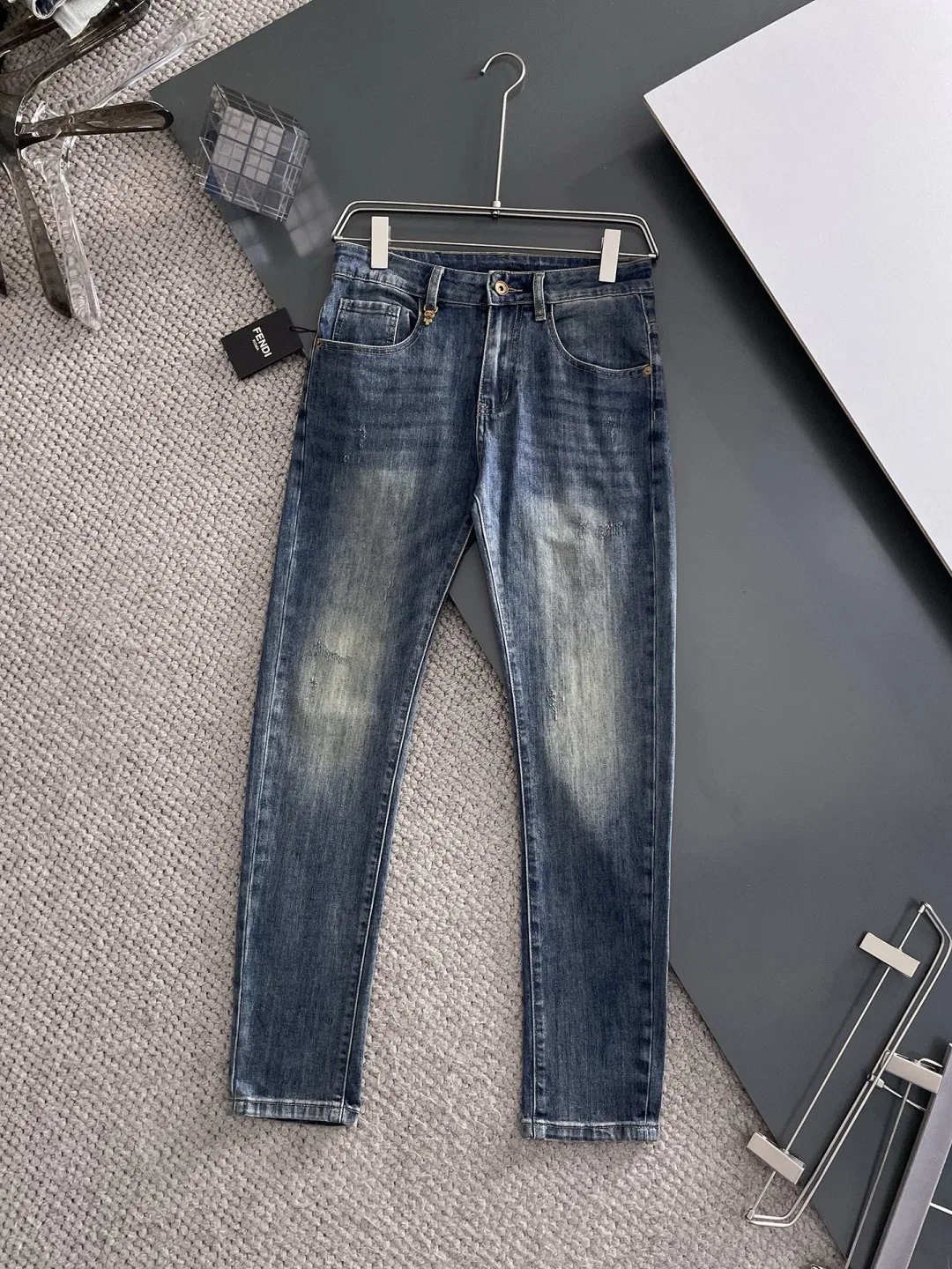 FEN 27FW CAFYNRN 013 데님팬츠
