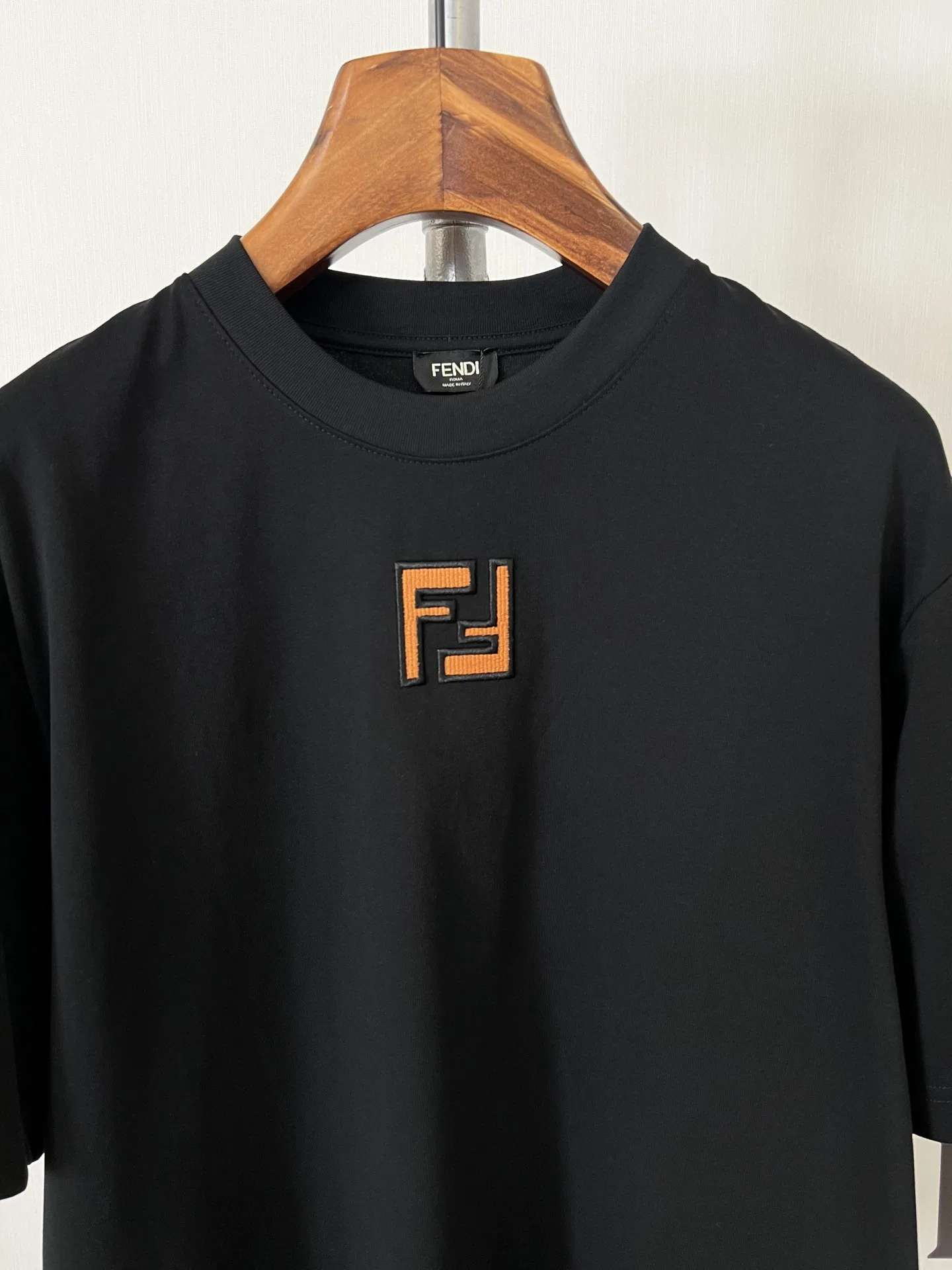 FEN 27FW EIZFWRE 004 반팔티셔츠 6