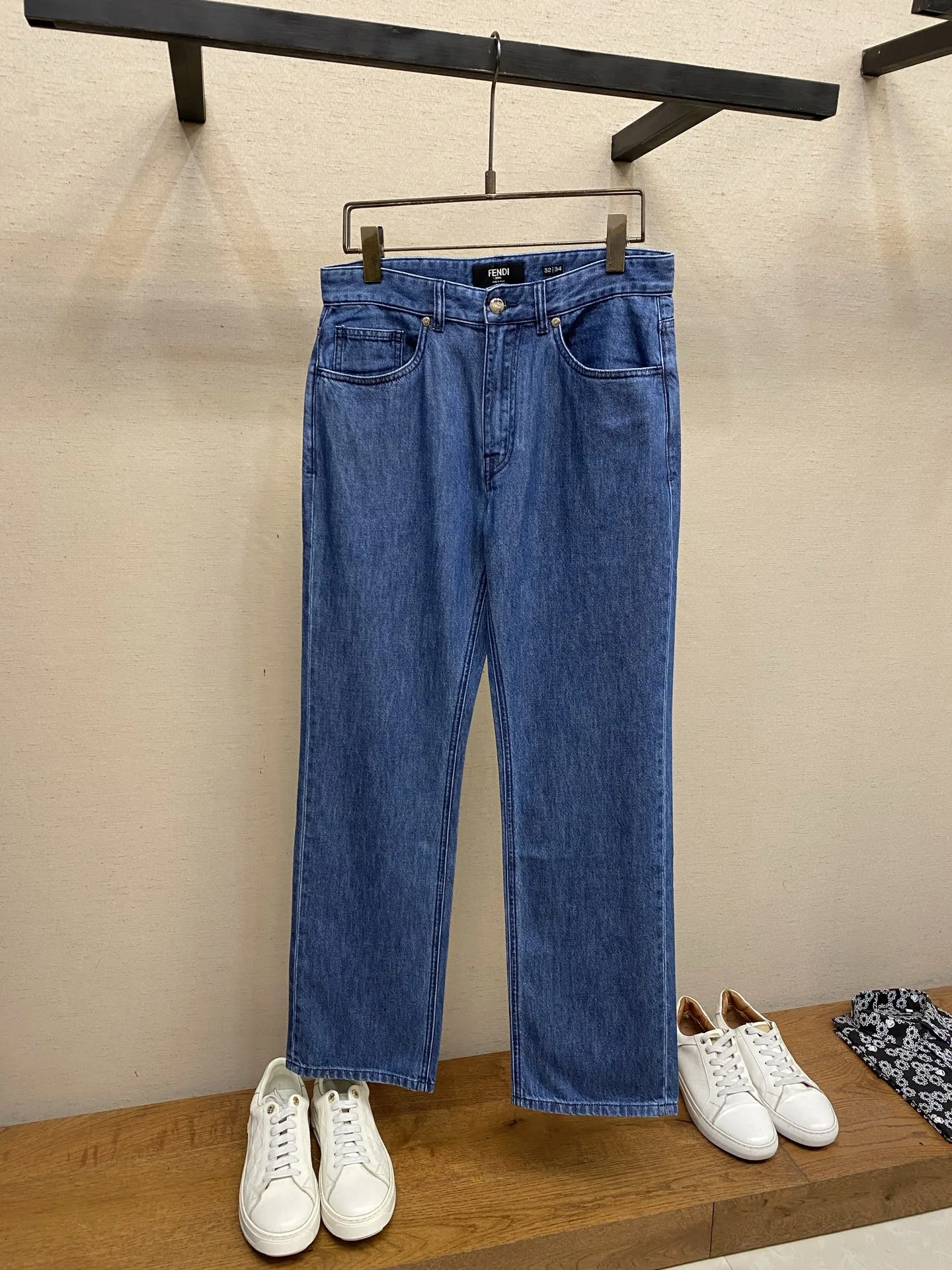 FEN 27FW KJARXSO 001 데님팬츠