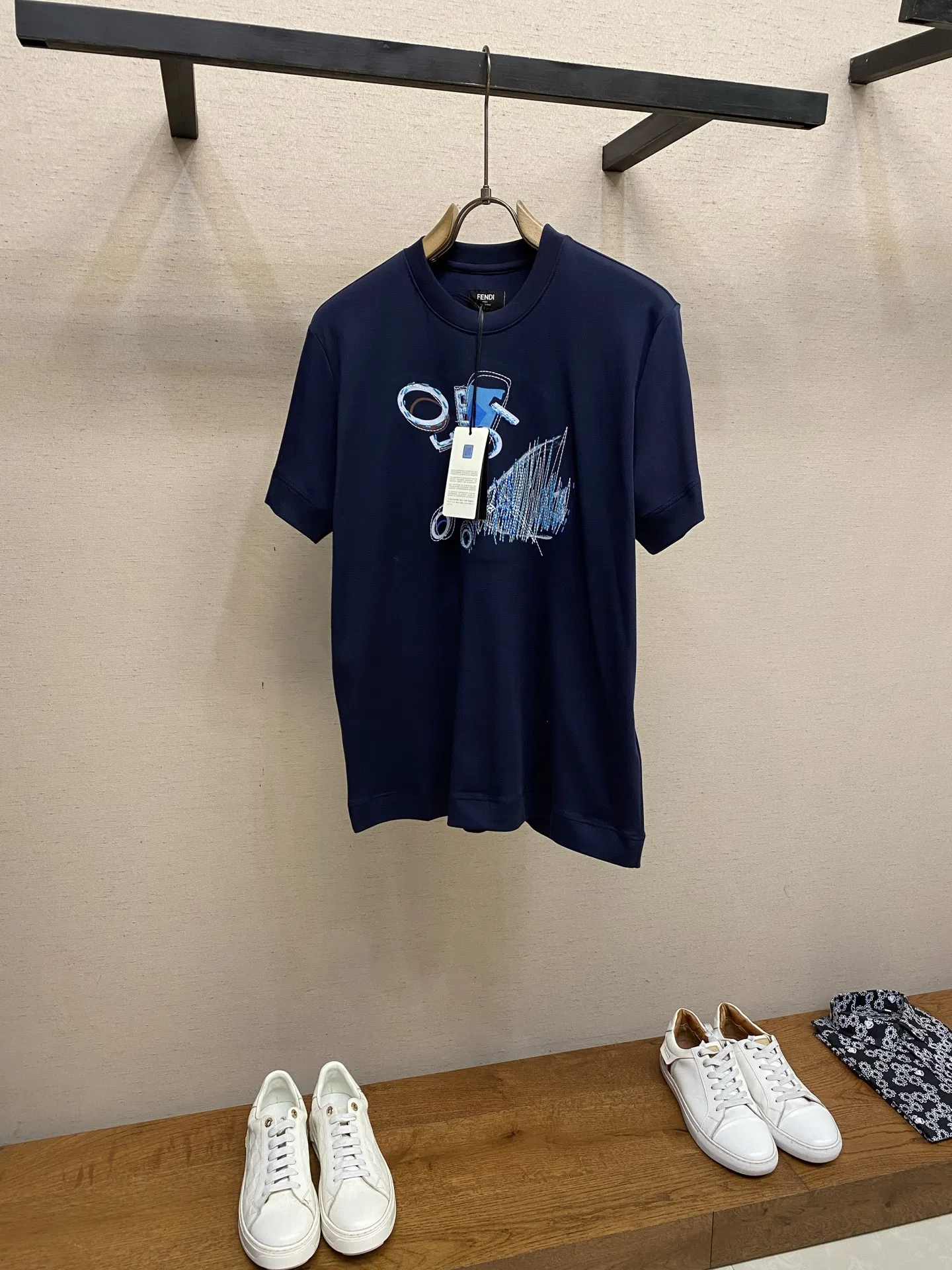 FEN 27FW KJARXSO 014 반팔티셔츠