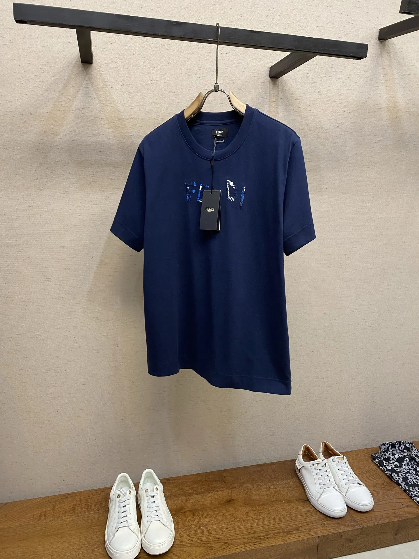FEN 27FW KJARXSO 016 반팔티셔츠