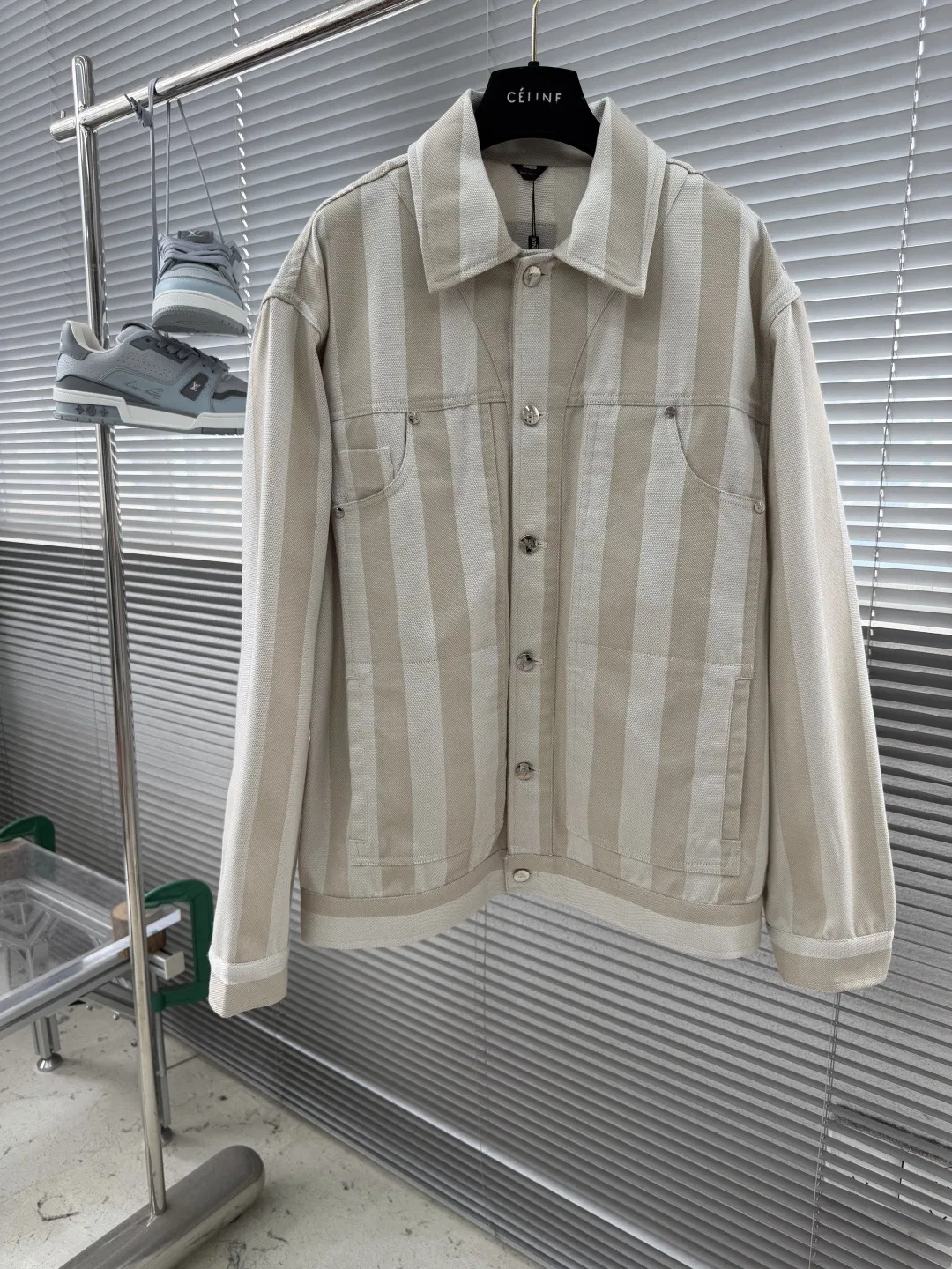 FEN 27FW KJARXSO 028 자켓