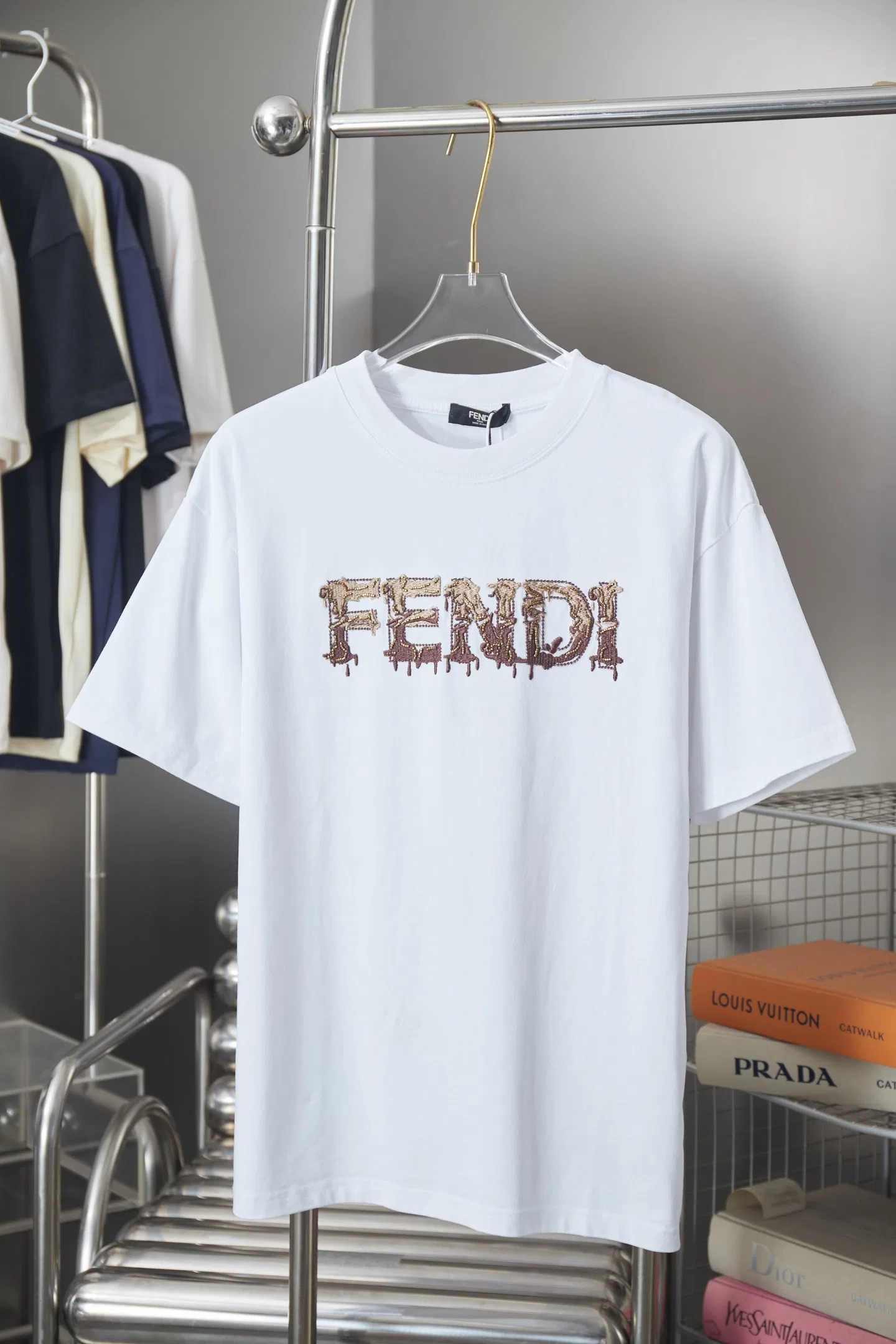FEN 27FW NSRKZIK 003 반팔티셔츠