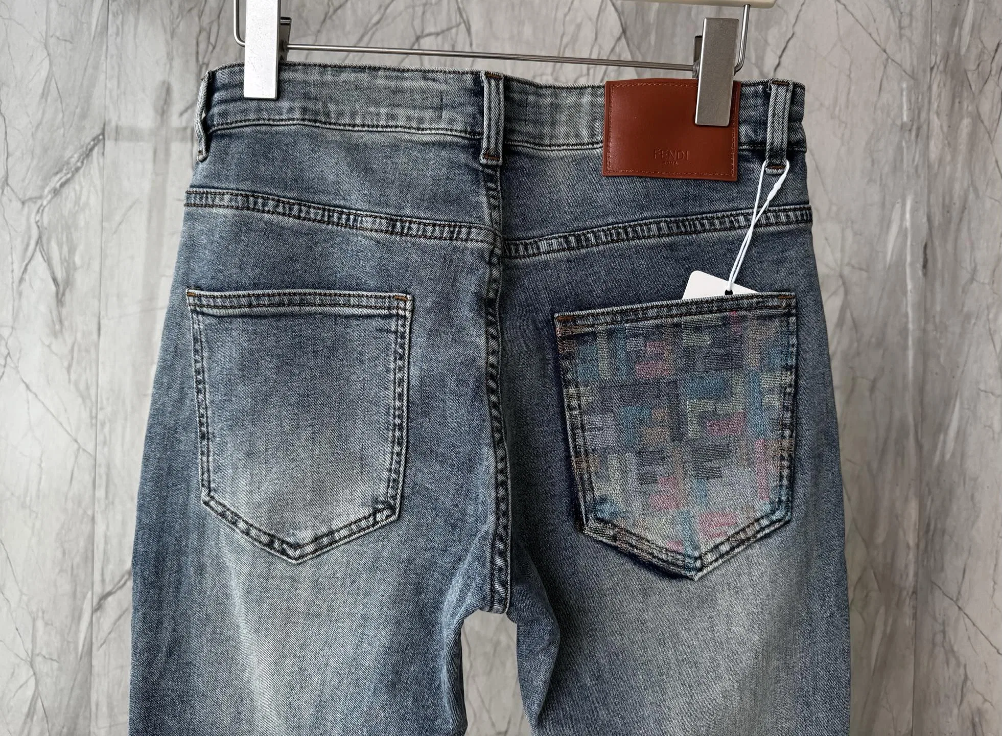 FEN 27FW OEKZEET 001 데님팬츠 3