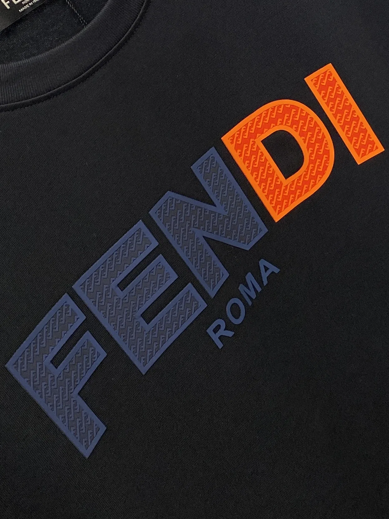FEN 27FW PFRMBEQ 006 반팔티셔츠 4