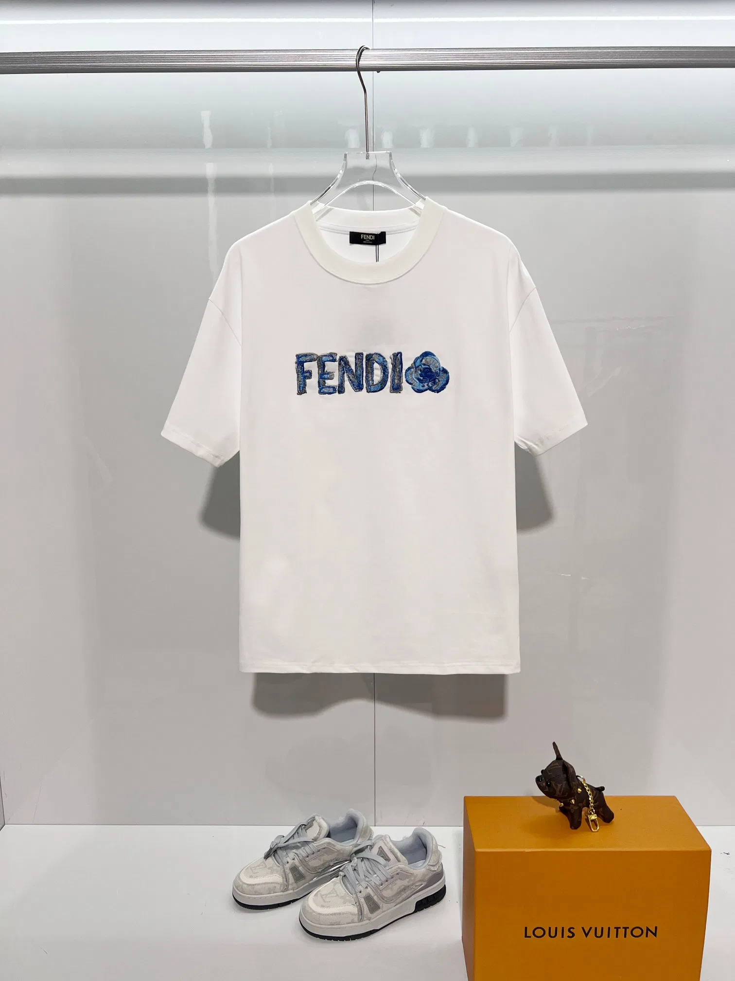 FEN 27FW QFHVEOW 020 반팔티셔츠
