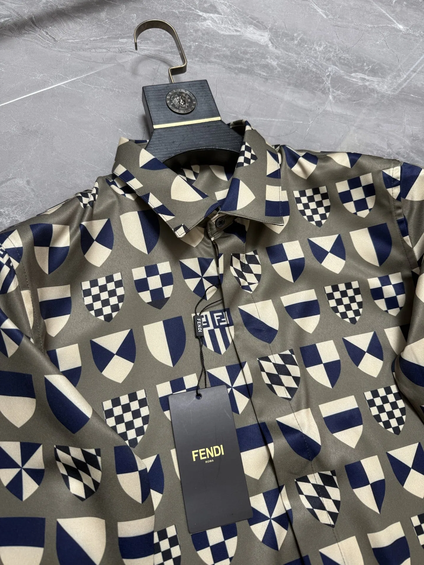 FEN 27FW QFHVEOW 021 셔츠 5